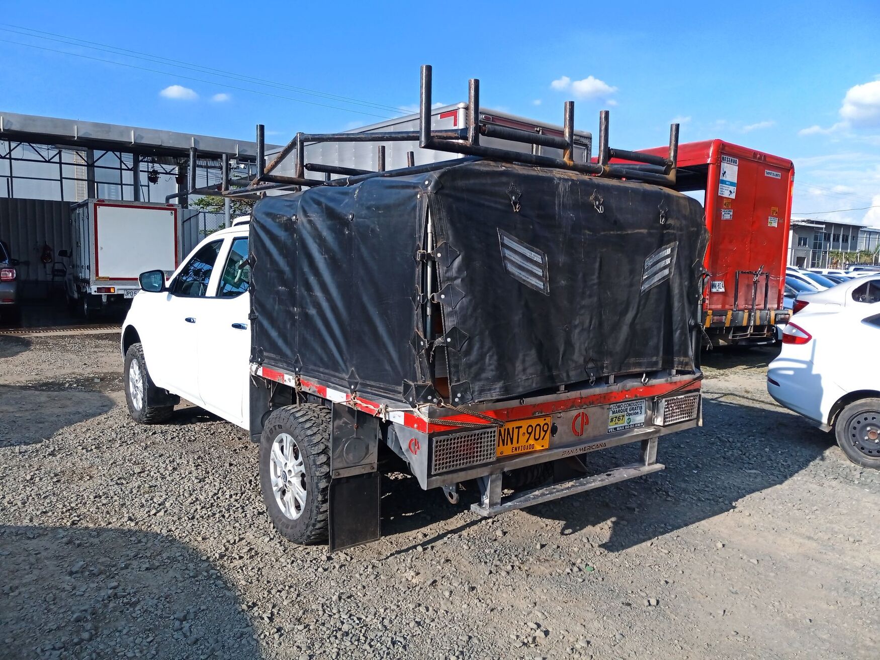 Nissan - Frontier - 2024 image number 7