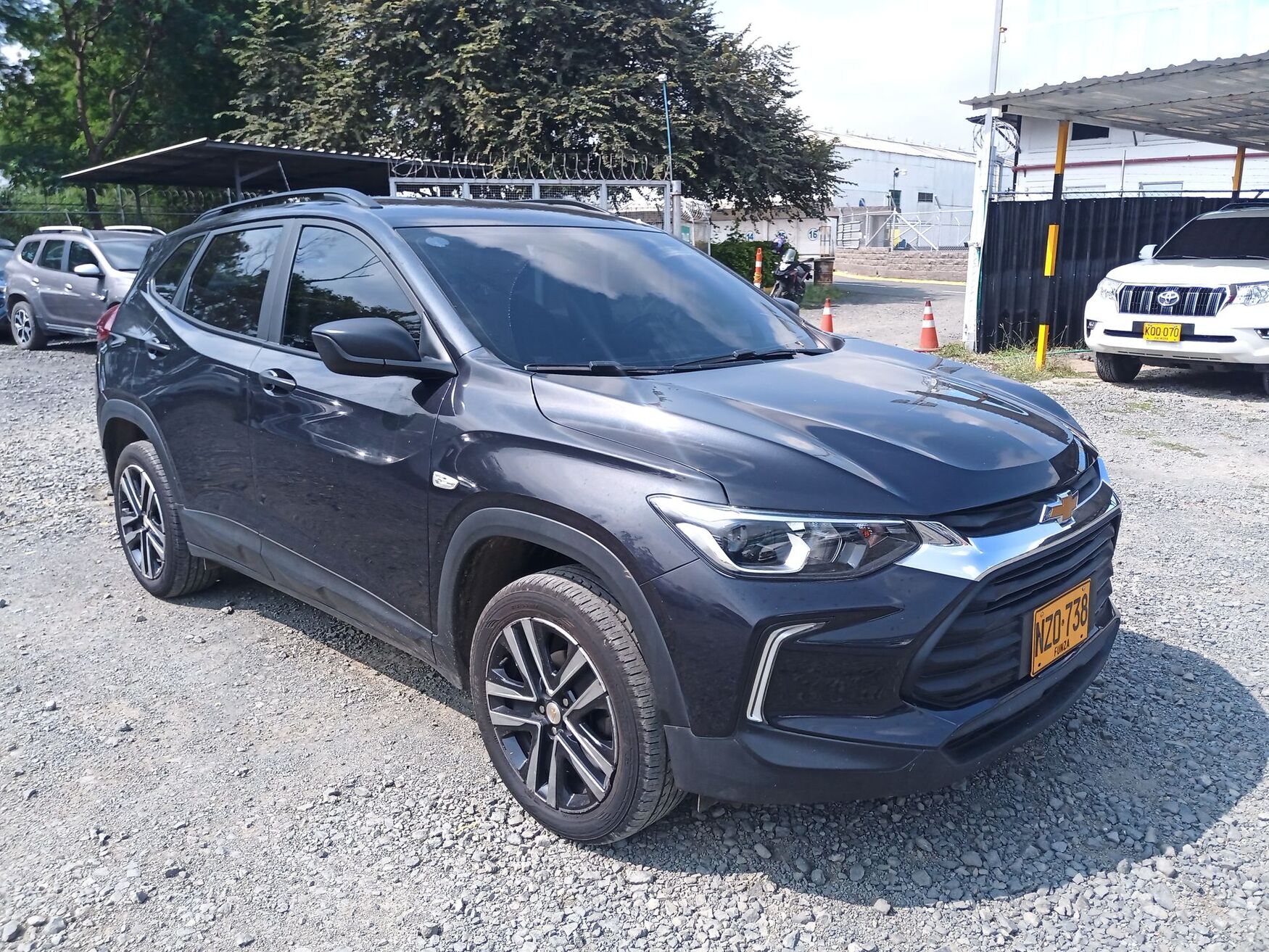 Chevrolet - Tracker - 2025 image number 1