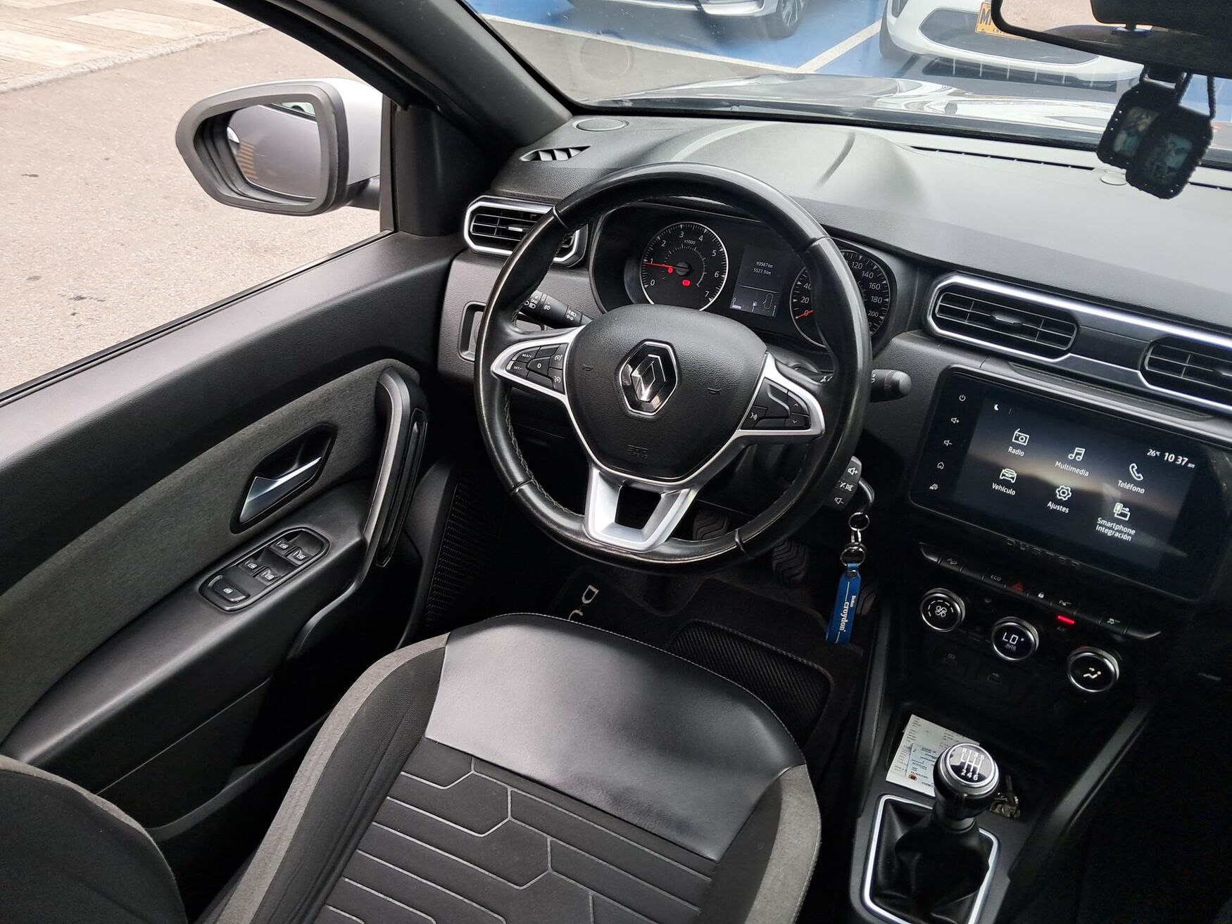 Renault - Duster - 2023 image number 11