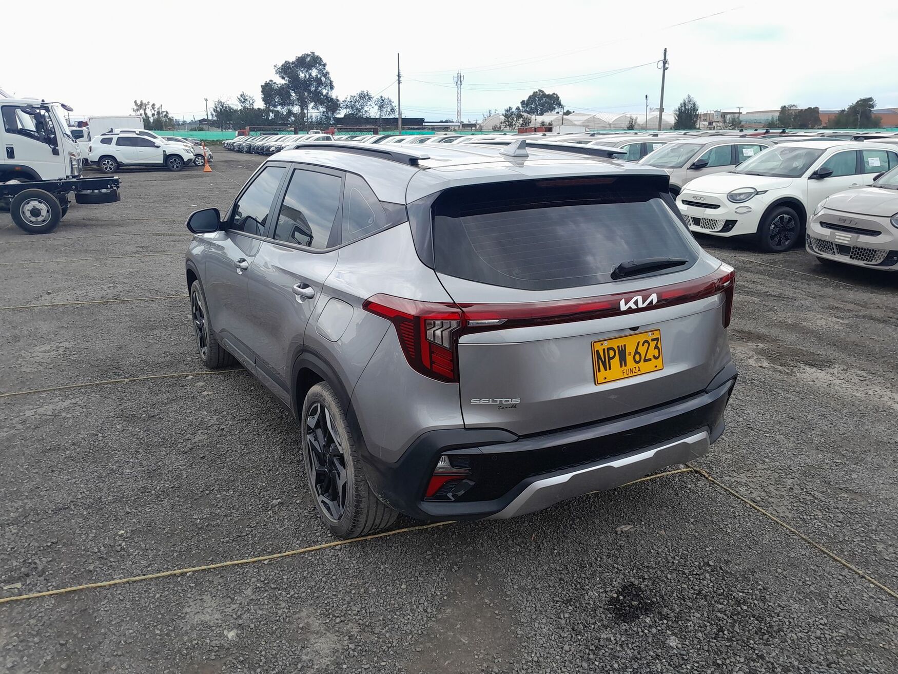 Kia - Seltos - 2025 image number 7