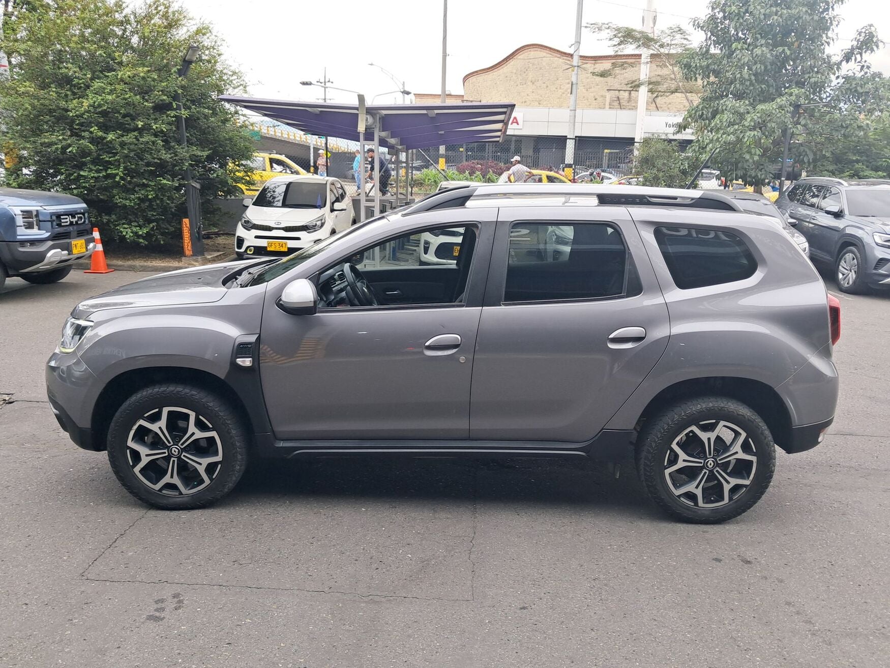 Renault - Duster - 2023 image number 6