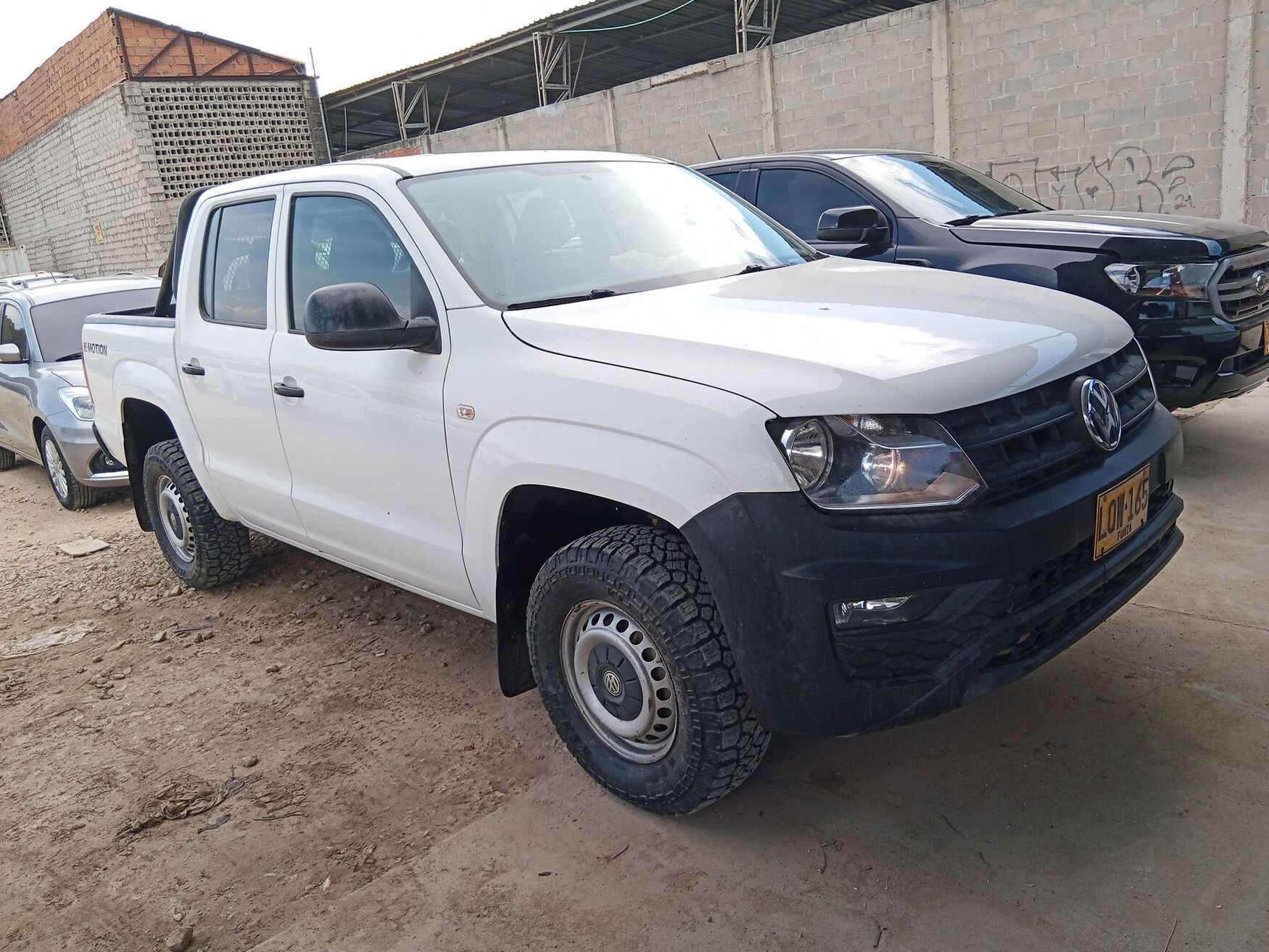 Volkswagen - Amarok - 2023 image number 1