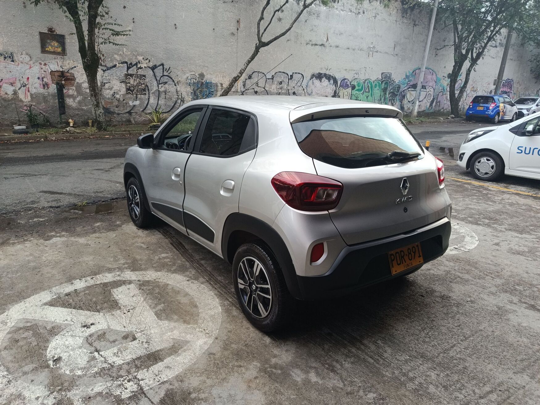 Renault - Kwid - 2025 image number 7