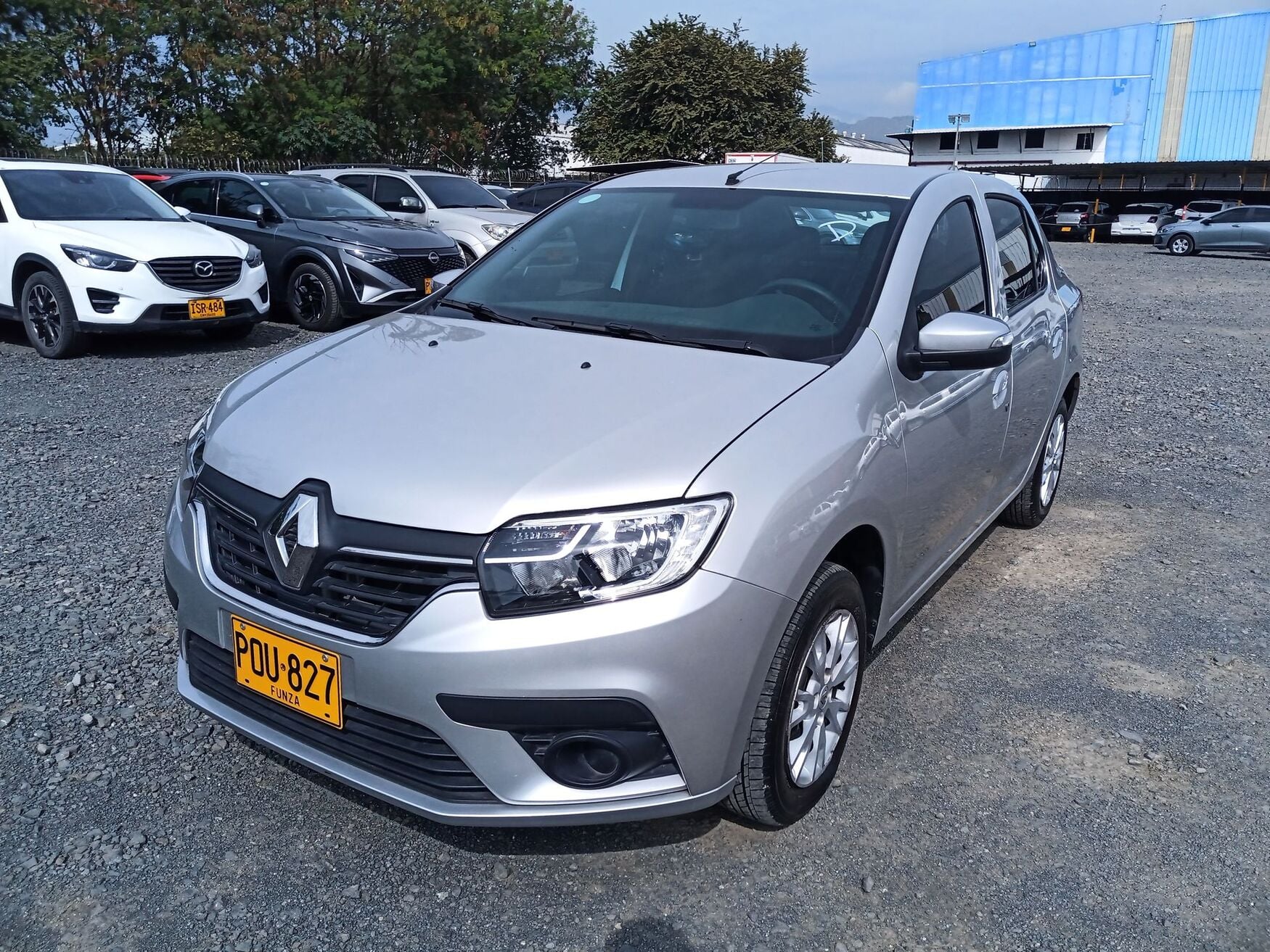 Renault - Logan - 2026 image number 5