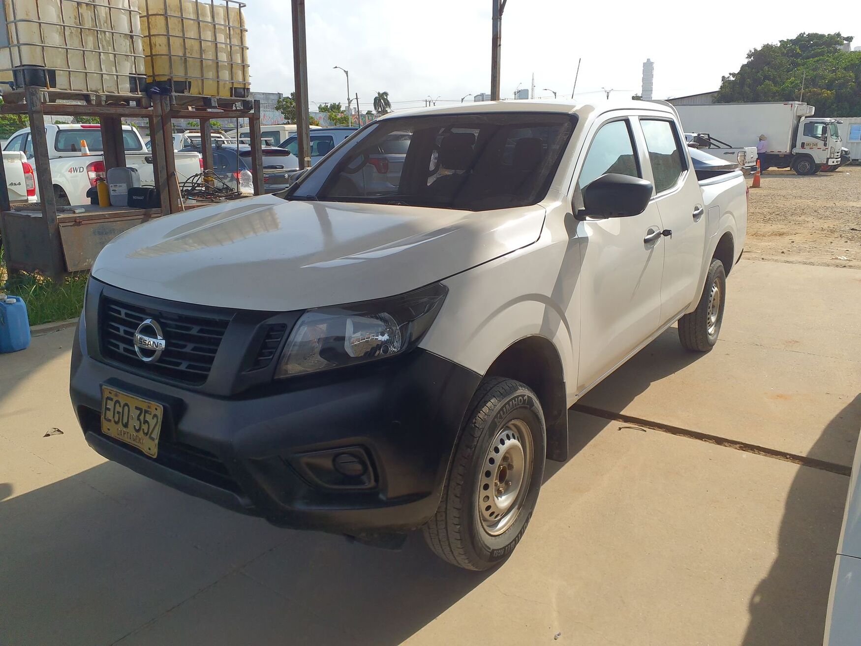 Nissan - Frontier - 2019 image number 5