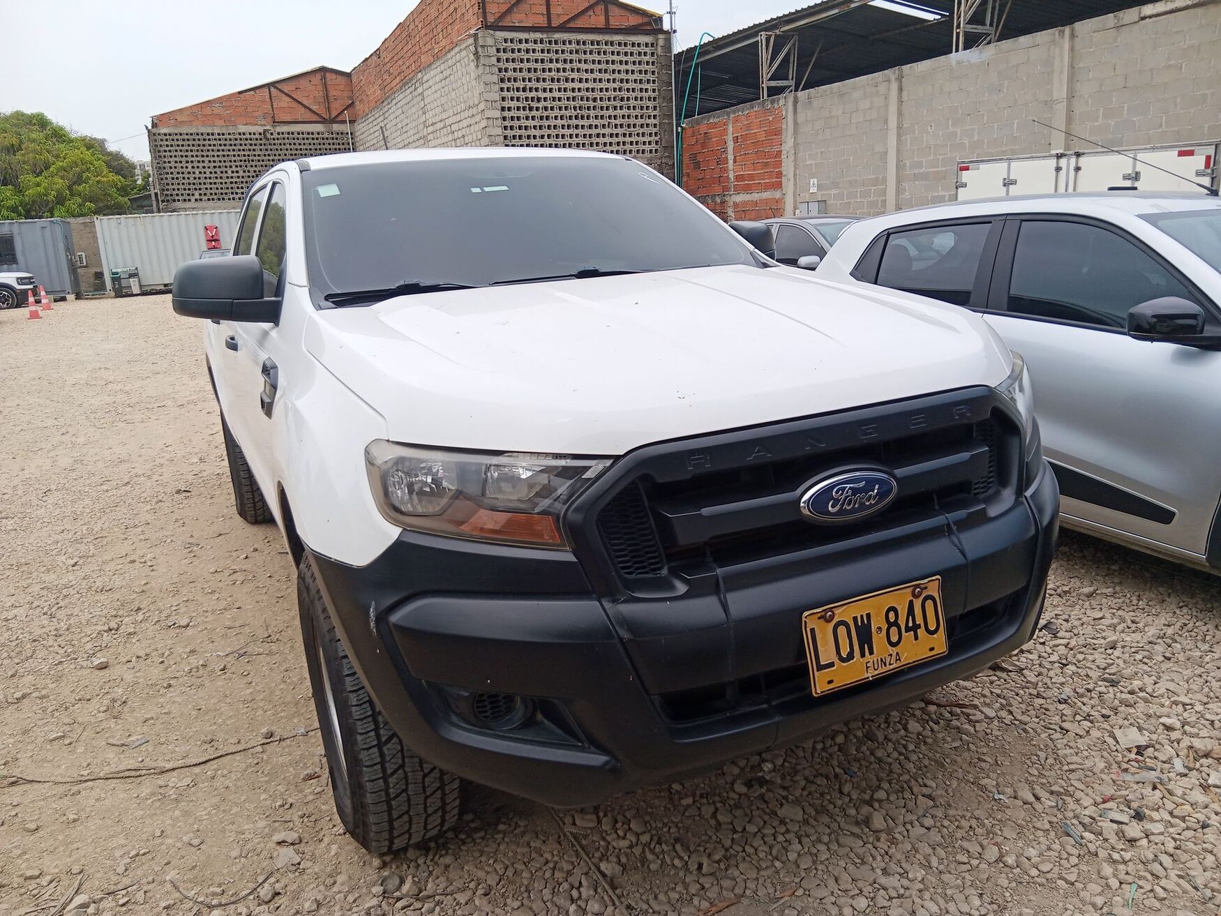 Ford - Ranger - 2023 image number 4