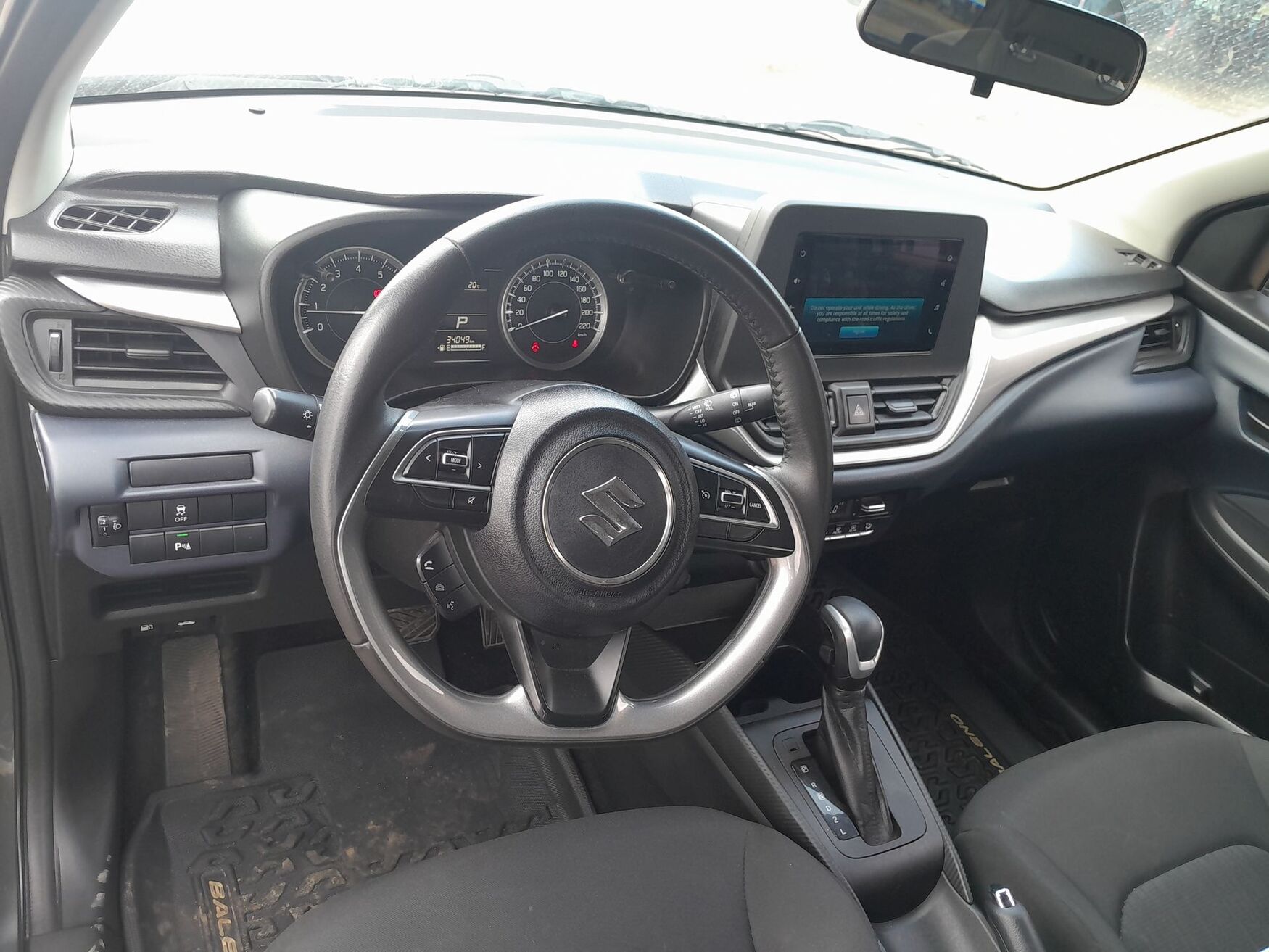 Suzuki - Baleno - 2024 image number 11