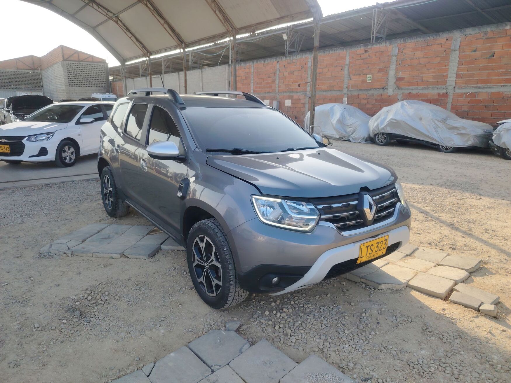 Renault - Duster - 2024 image number 1