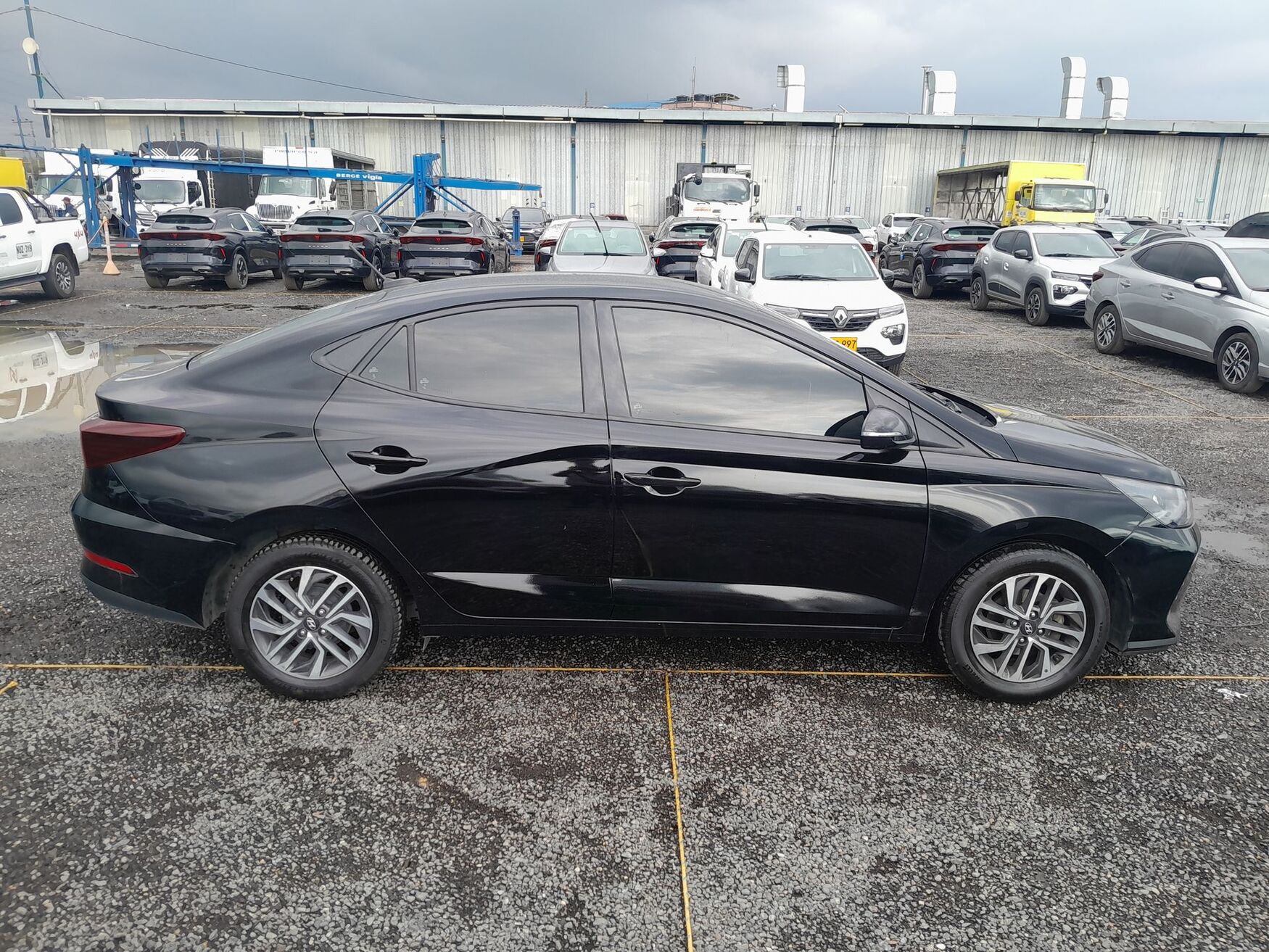 Hyundai - HB20S Accent - 2024 image number 10