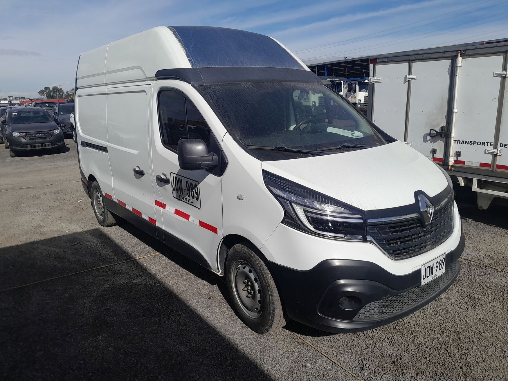 Renault - Trafic - 2021 image number 1