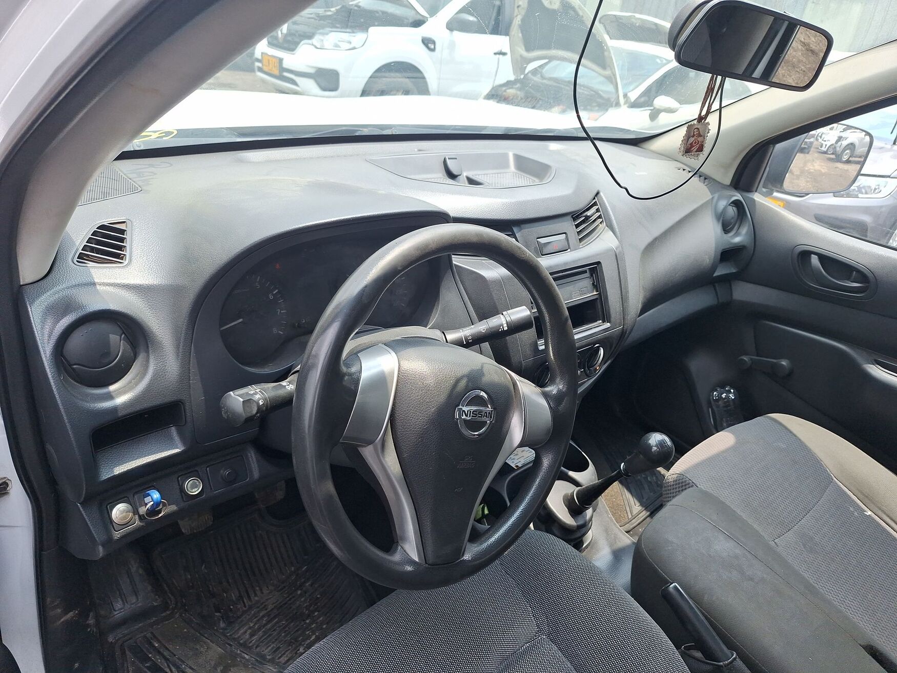 Nissan - Frontier - 2019 image number 11