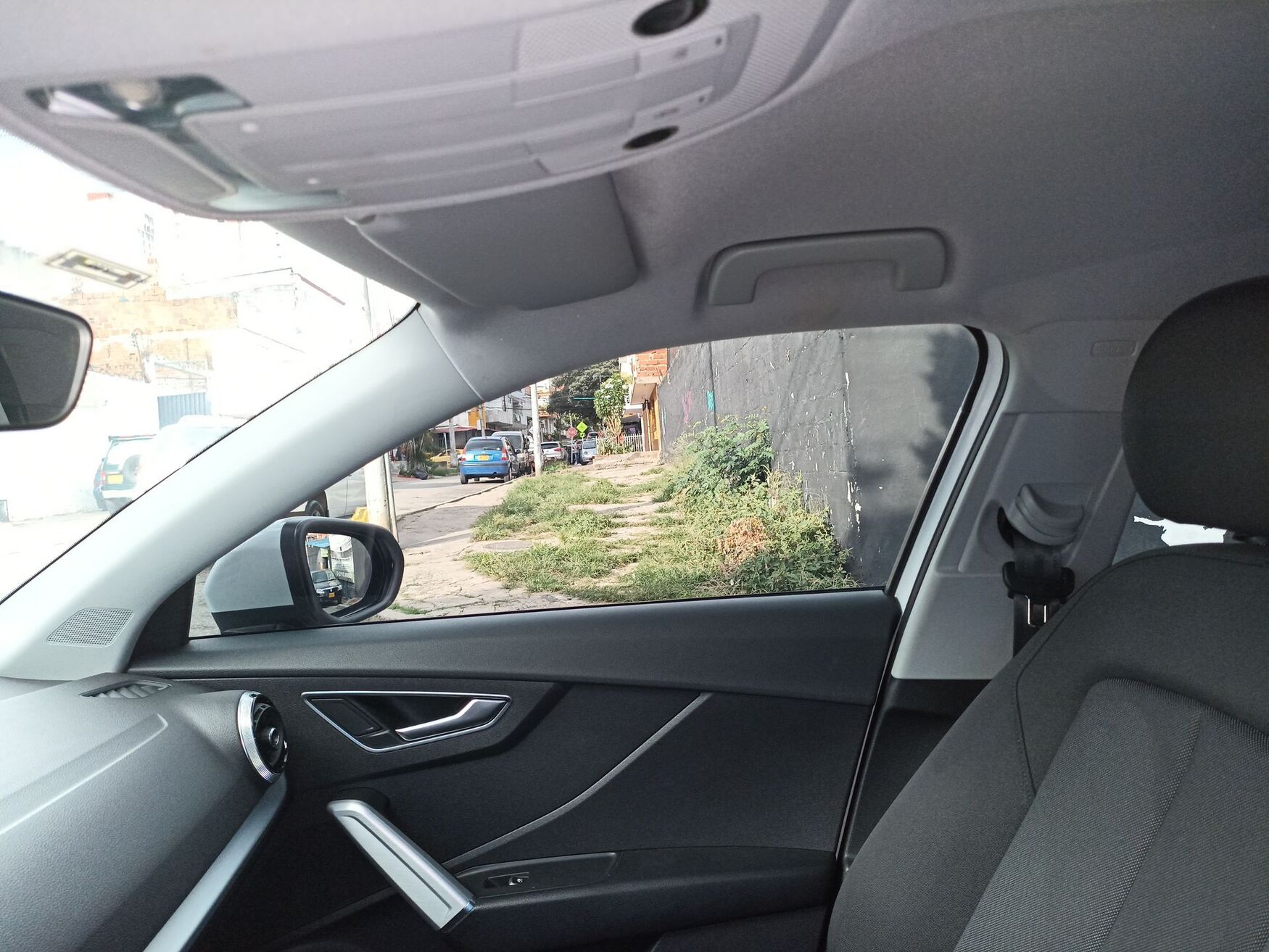 Audi - Q2 - 2022 image number 2