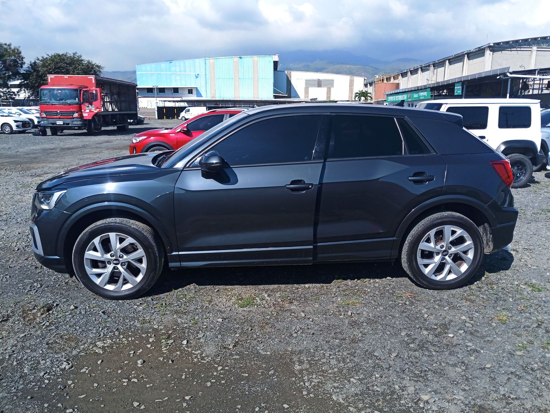 Audi - Q2 - 2022 image number 6