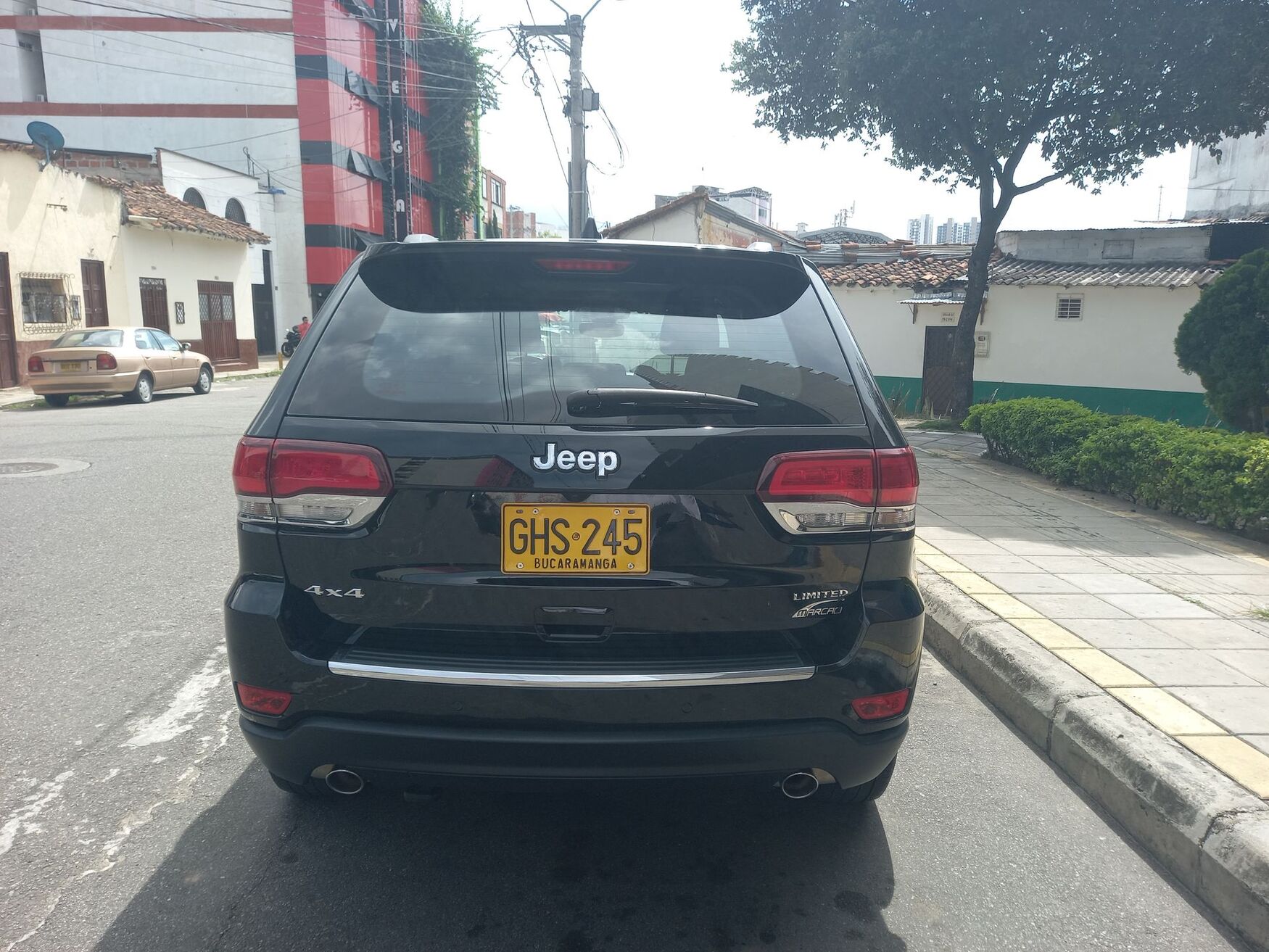 Jeep - Grand Cherokee - 2021 image number 8