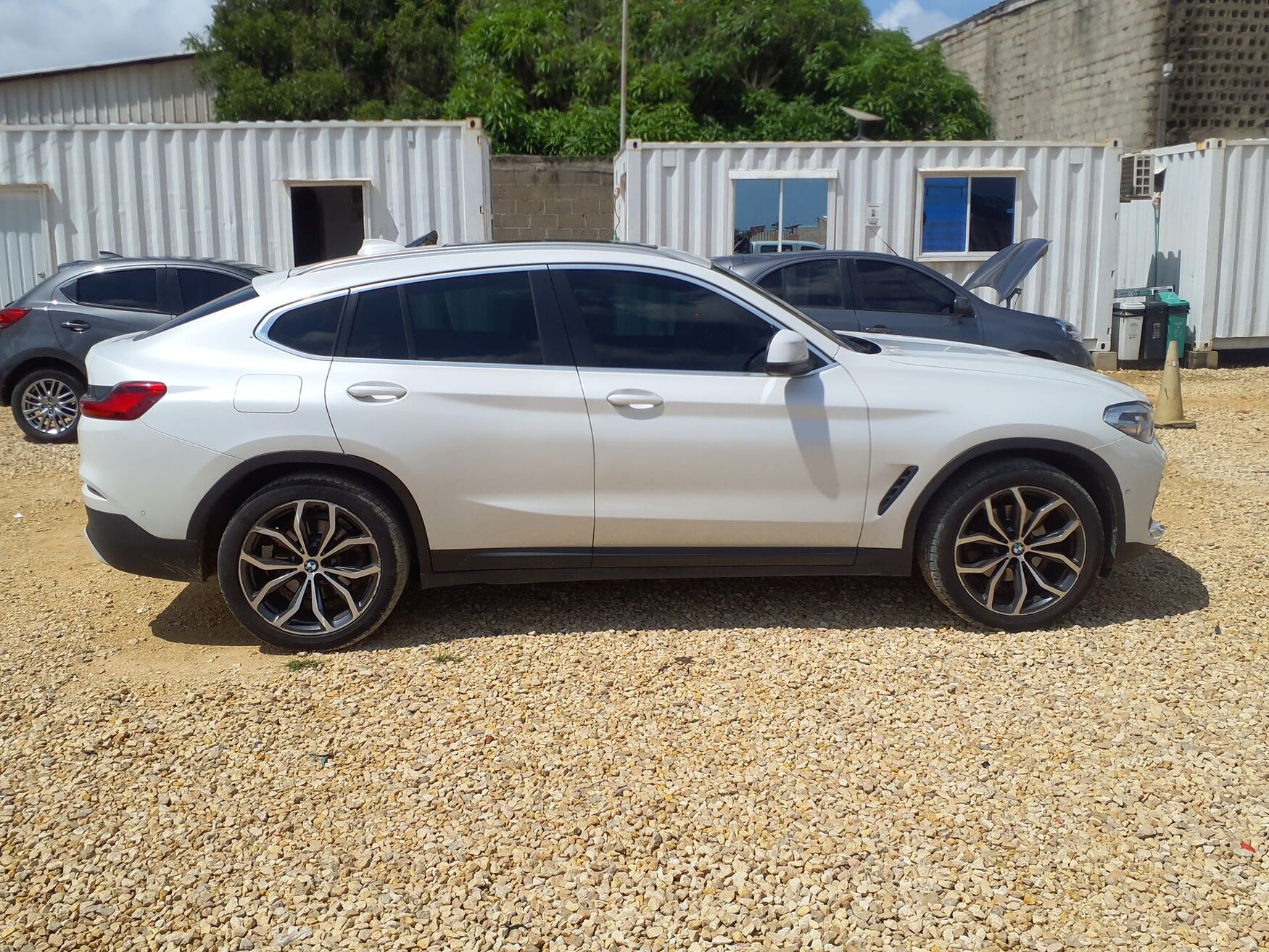 BMW - X4 - 2020 image number 10