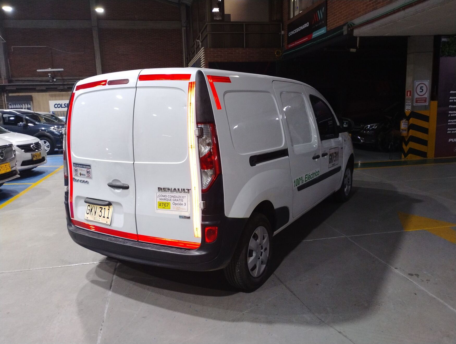 Renault - Kangoo ZE - 2020 image number 9