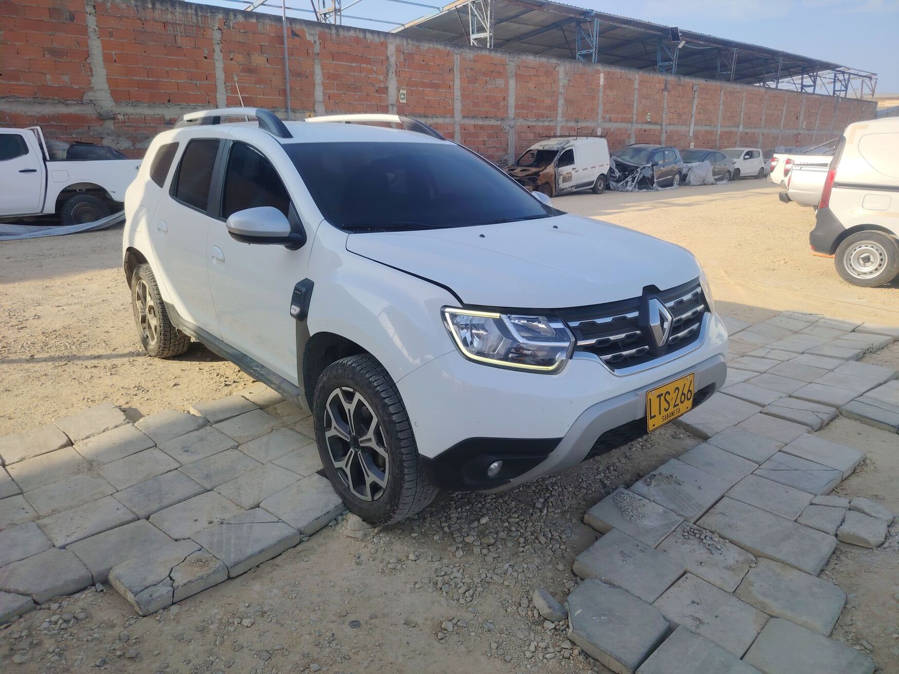Renault - Duster - 2024 image number 1