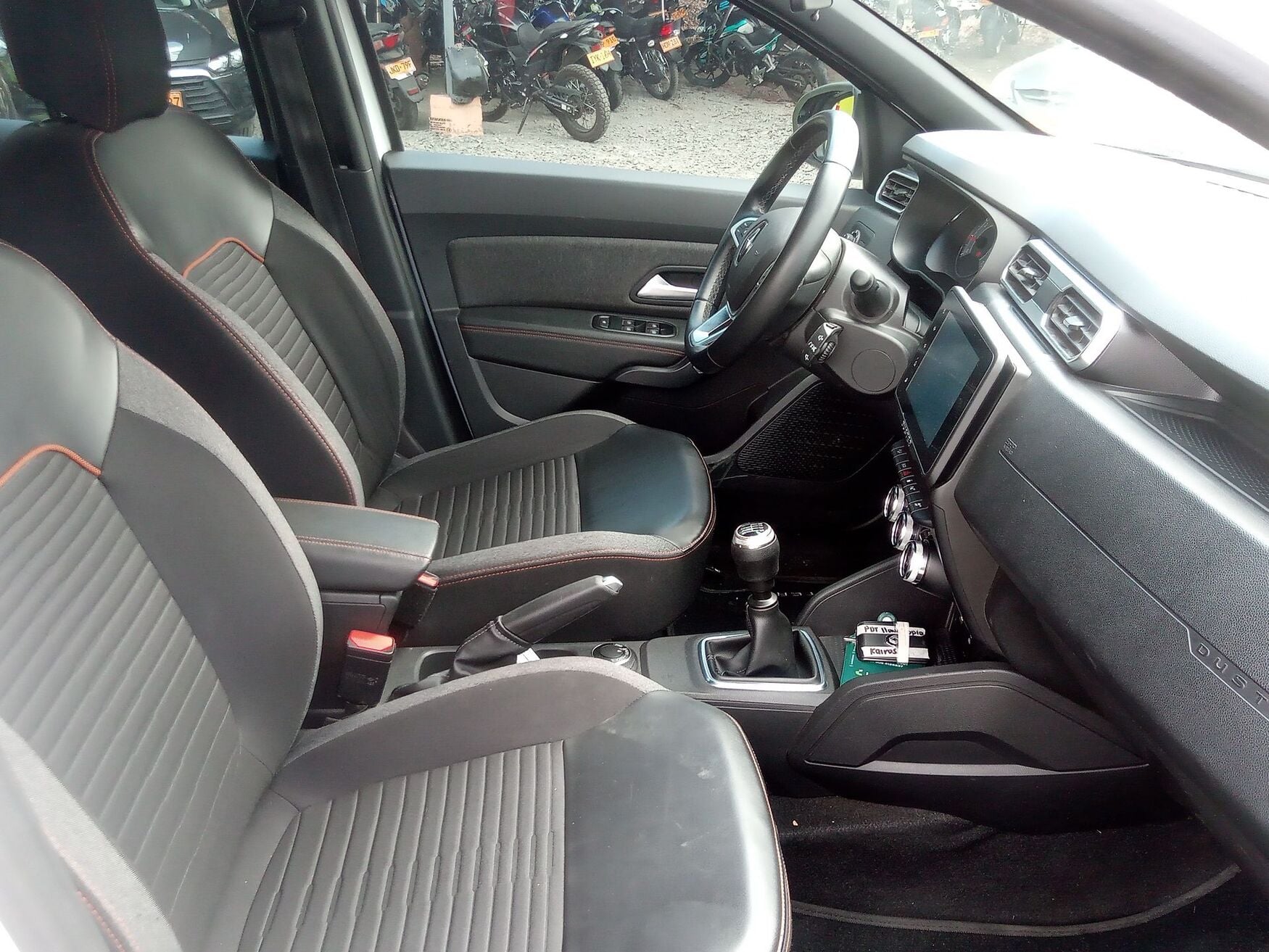 Renault - Duster - 2026 image number 2