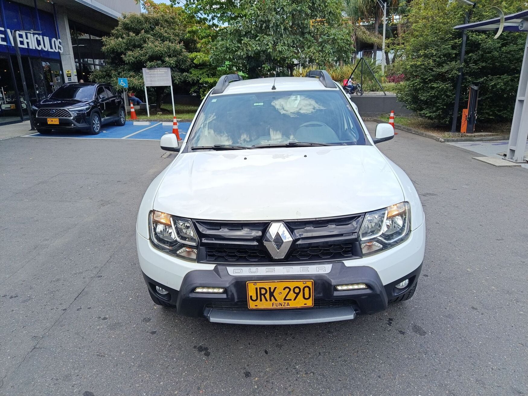Renault - Duster - 2021 image number 4