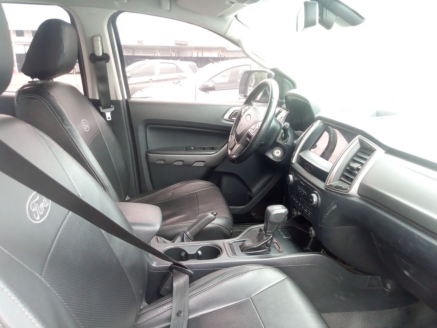 Ford - Ranger - 2023 image number 2