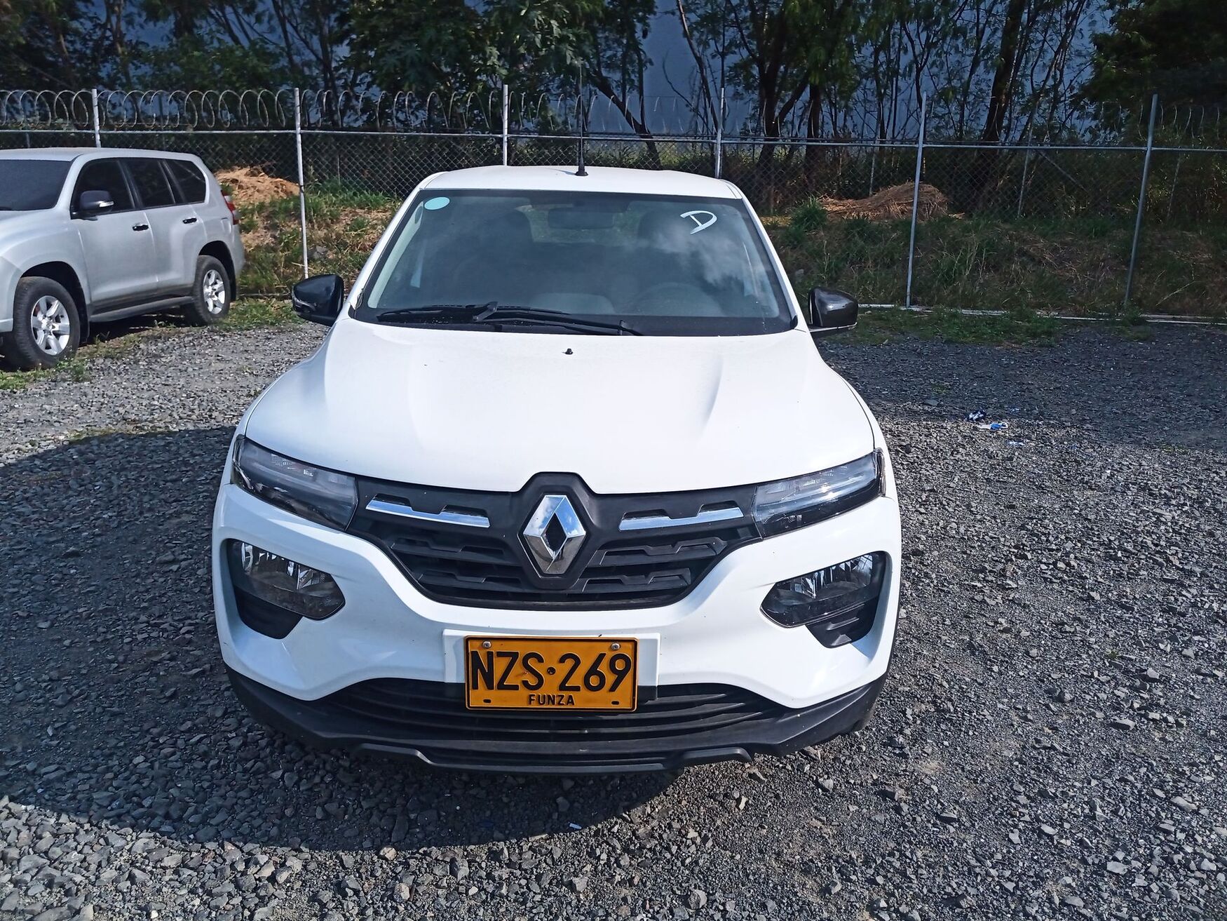 Renault - Kwid - 2025 image number 4