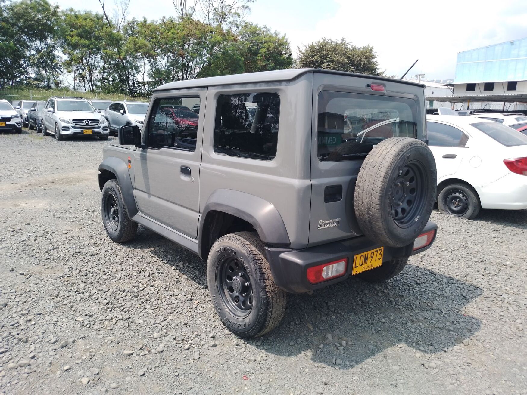 Suzuki - Jimny - 2024 image number 7