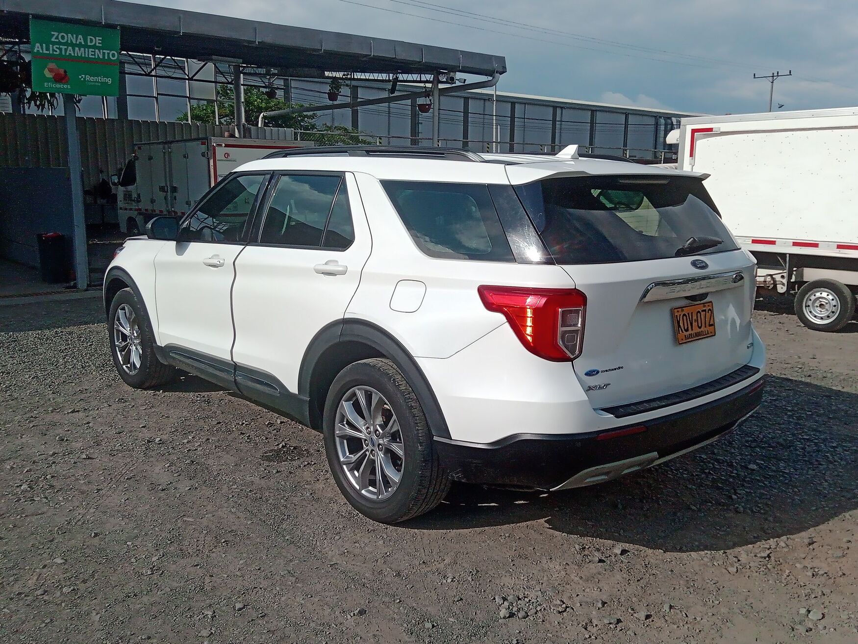 Ford - Explorer - 2021 image number 7