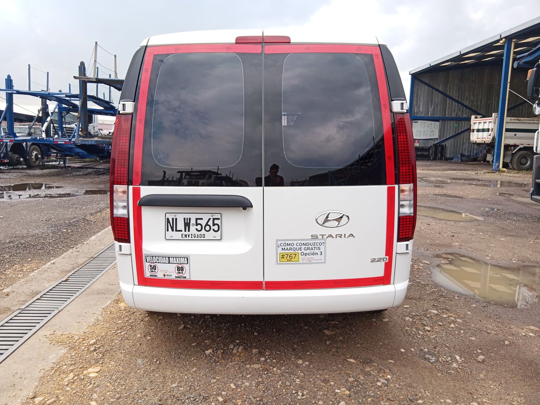 Hyundai - STARIA - 2024 image number 8