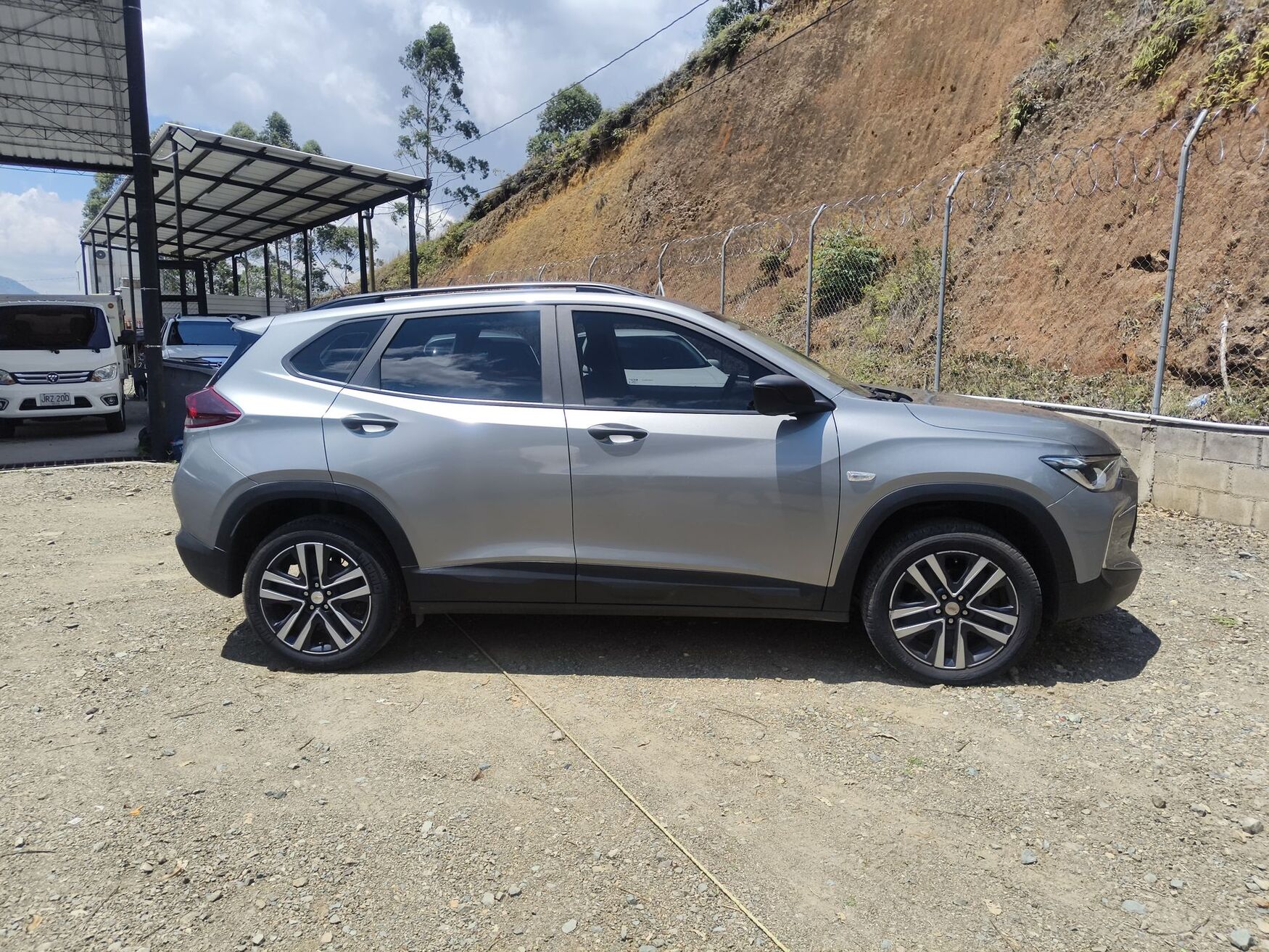 Chevrolet - Tracker - 2025 image number 10