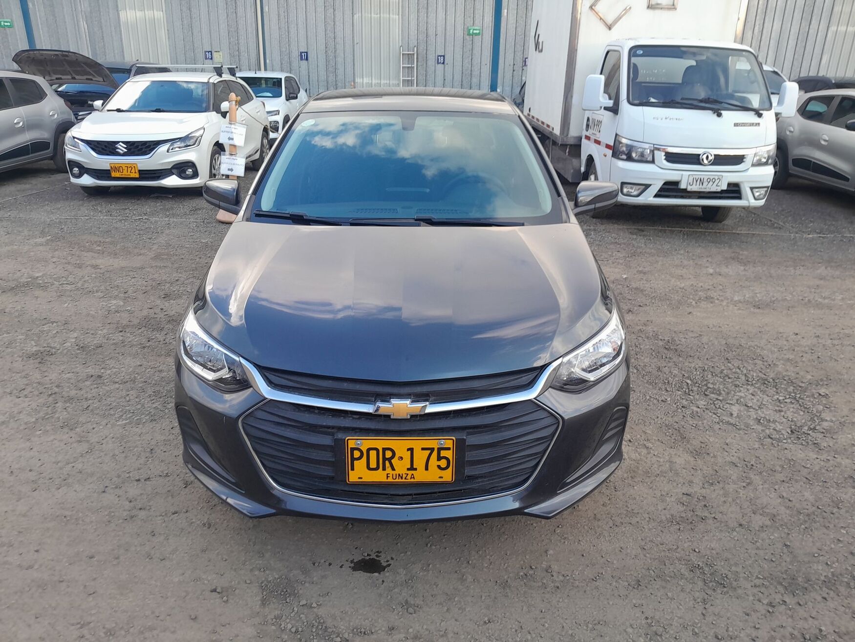 Chevrolet - Onix - 2025 image number 4