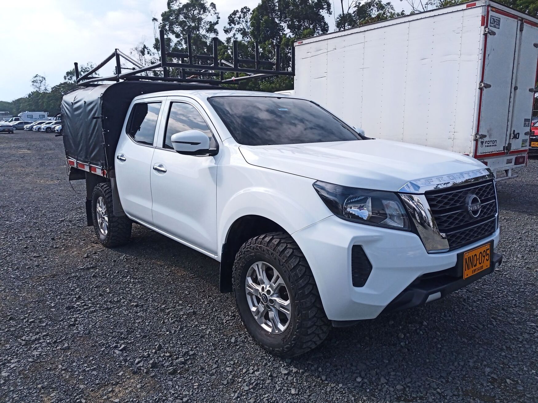 Nissan - Frontier - 2024 image number 1