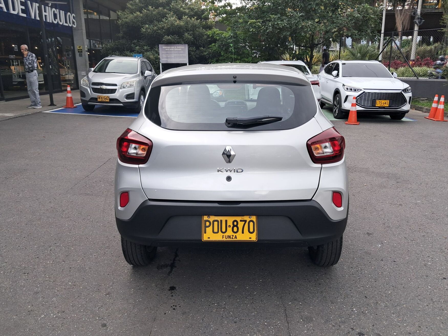 Renault - Kwid - 2026 image number 8