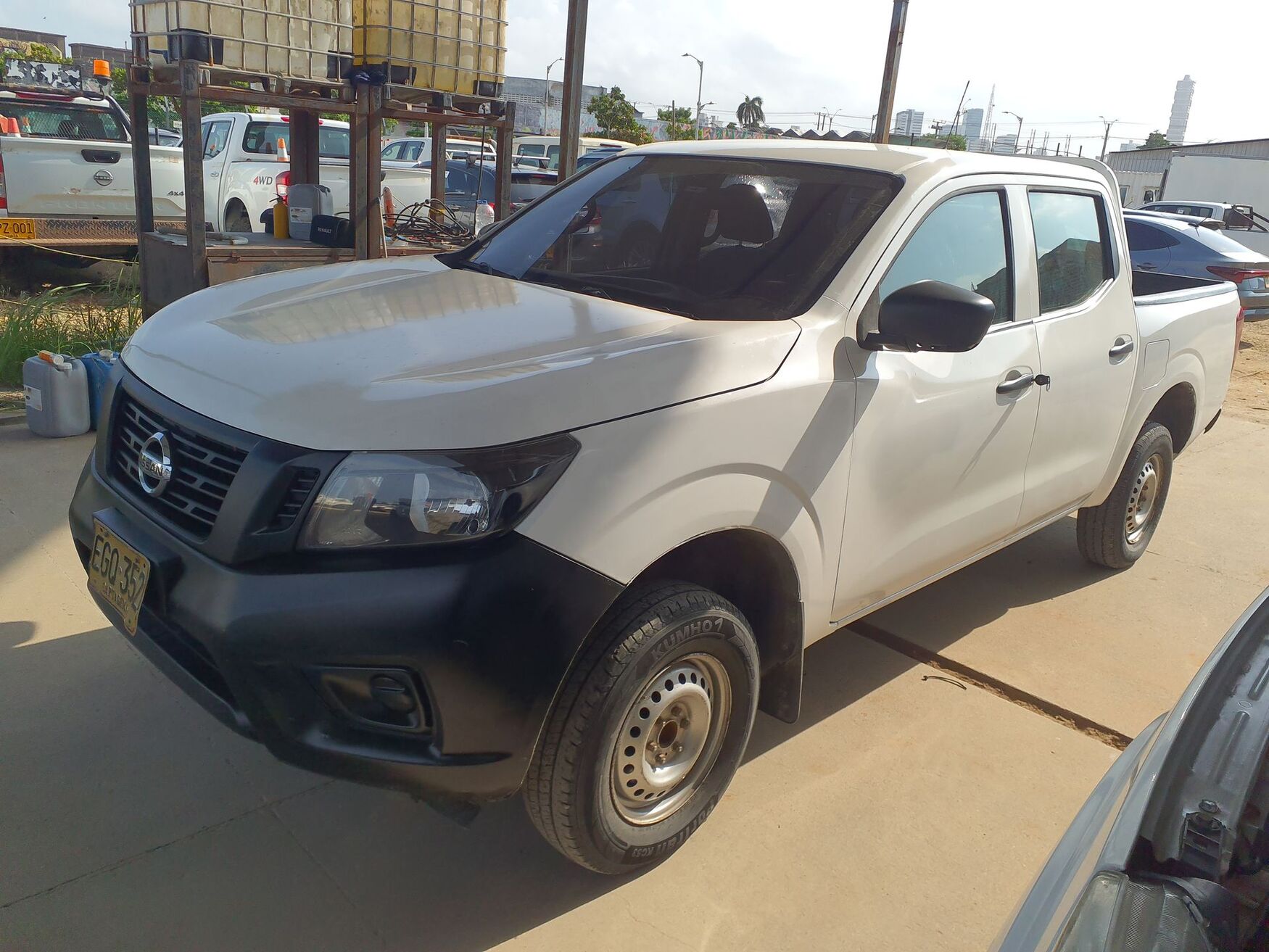 Nissan - Frontier - 2019 image number 6
