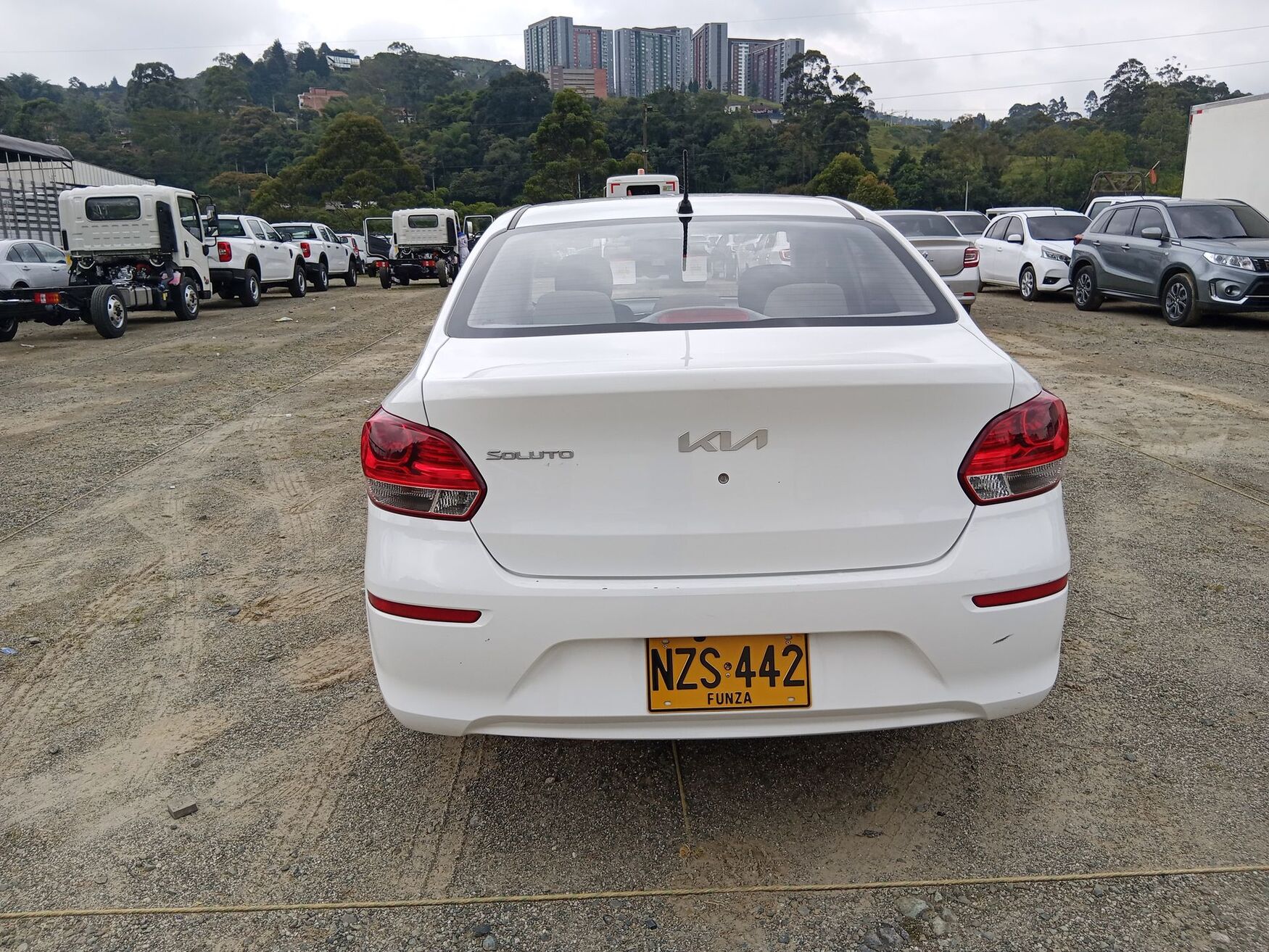 Kia - Soluto - 2026 image number 8