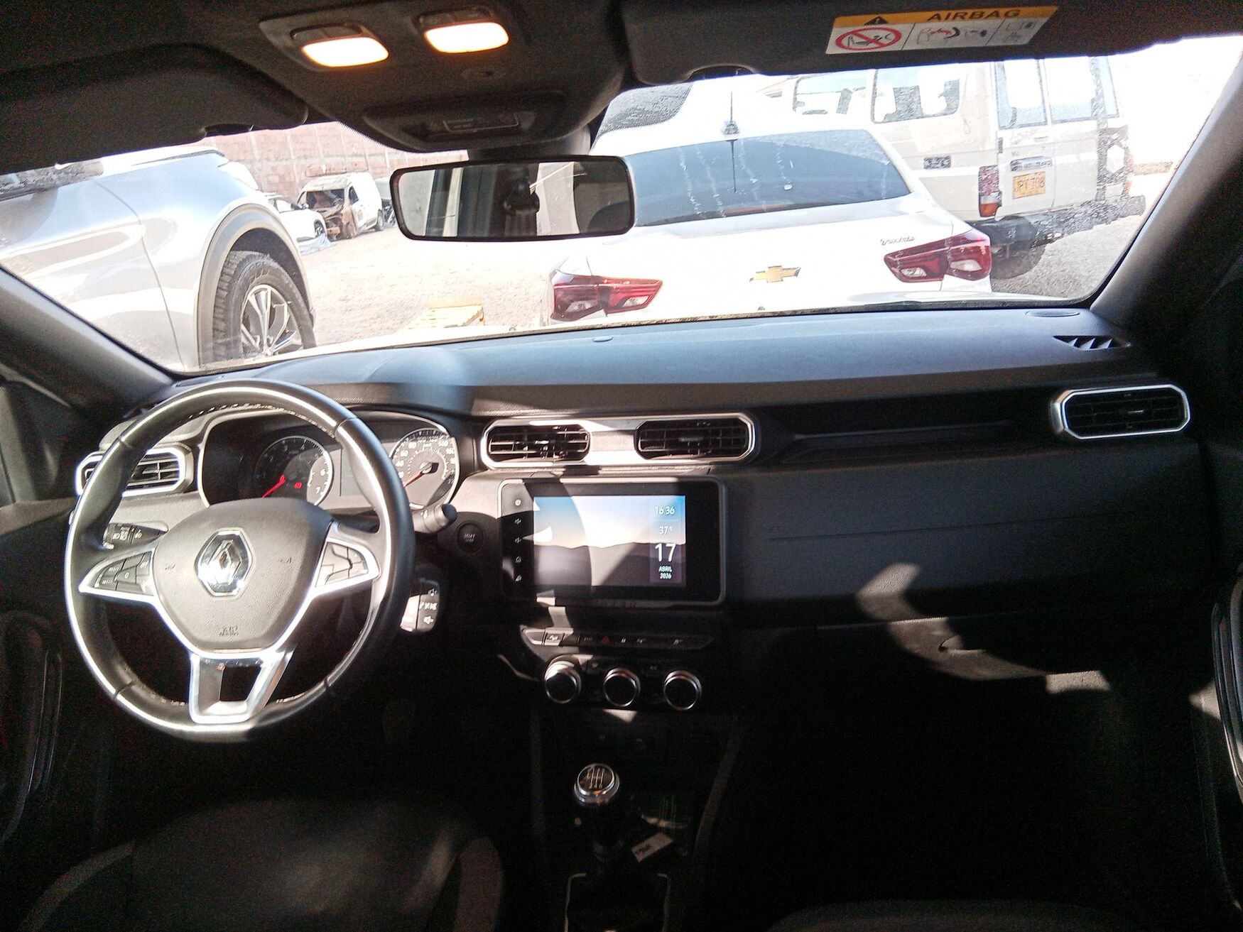 Renault - Duster - 2024 image number 11