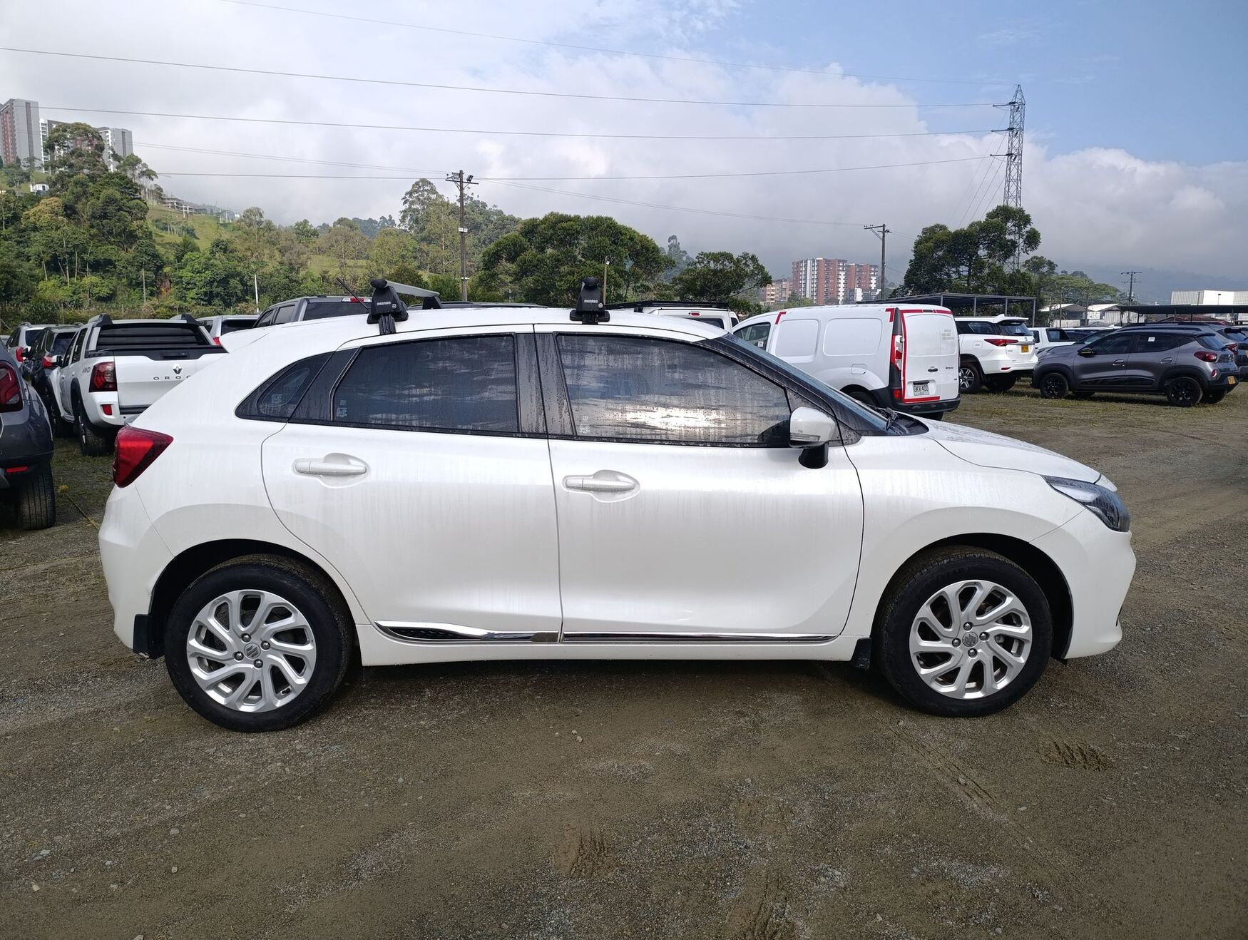 Suzuki - Baleno - 2024 image number 10