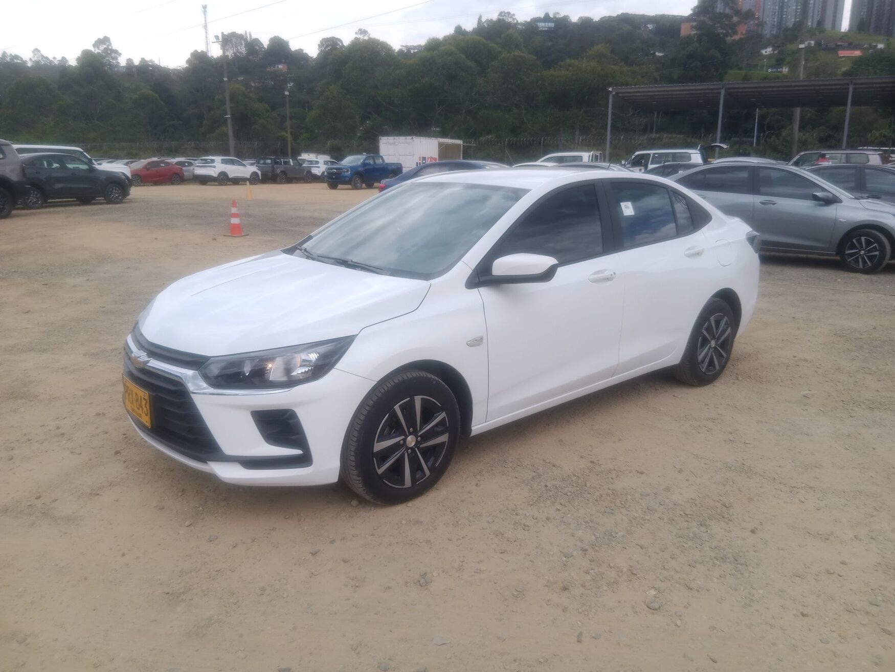 Chevrolet - Onix - 2026 image number 5