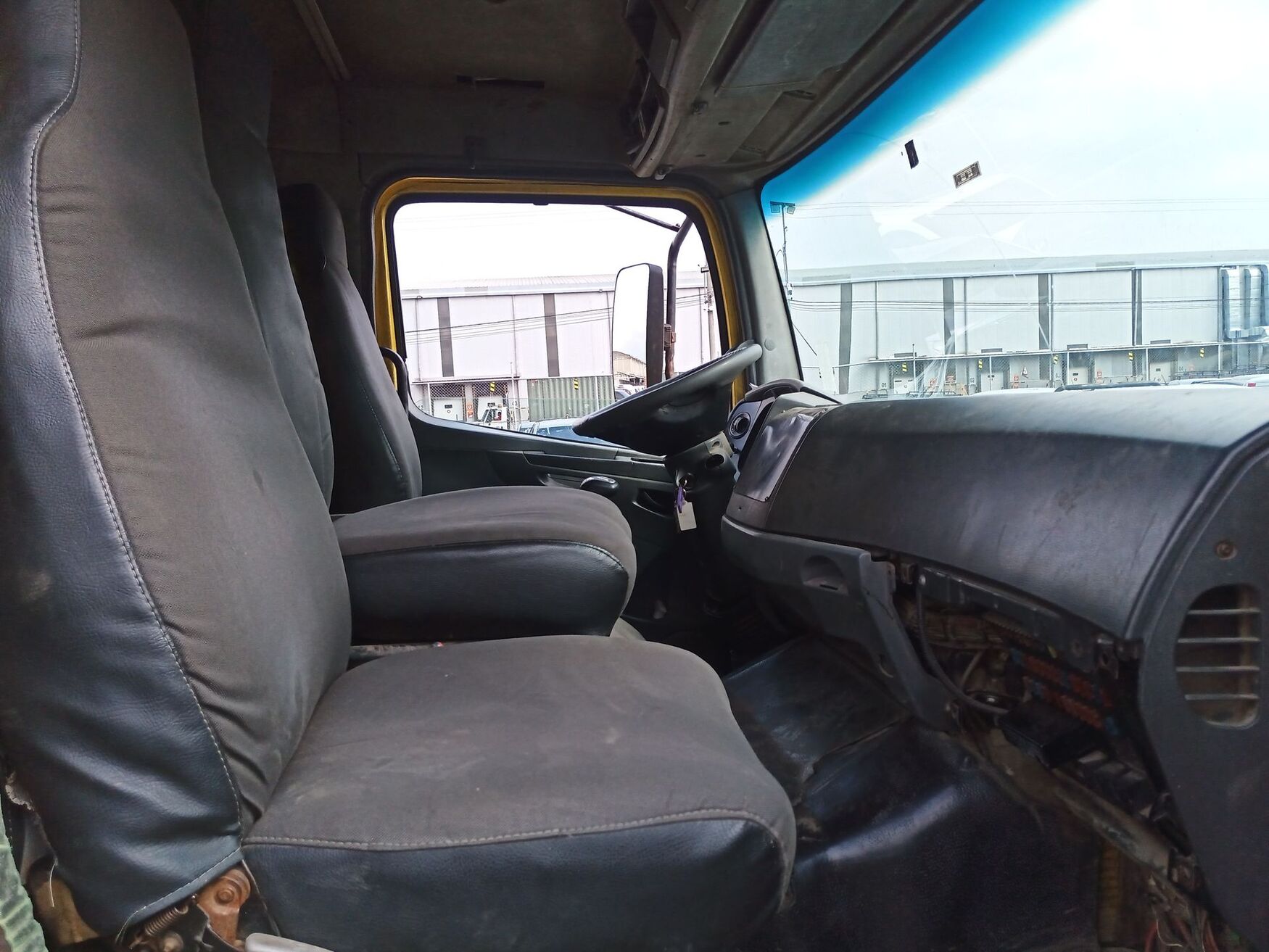 Mercedes Benz - Atego - 2007 image number 2