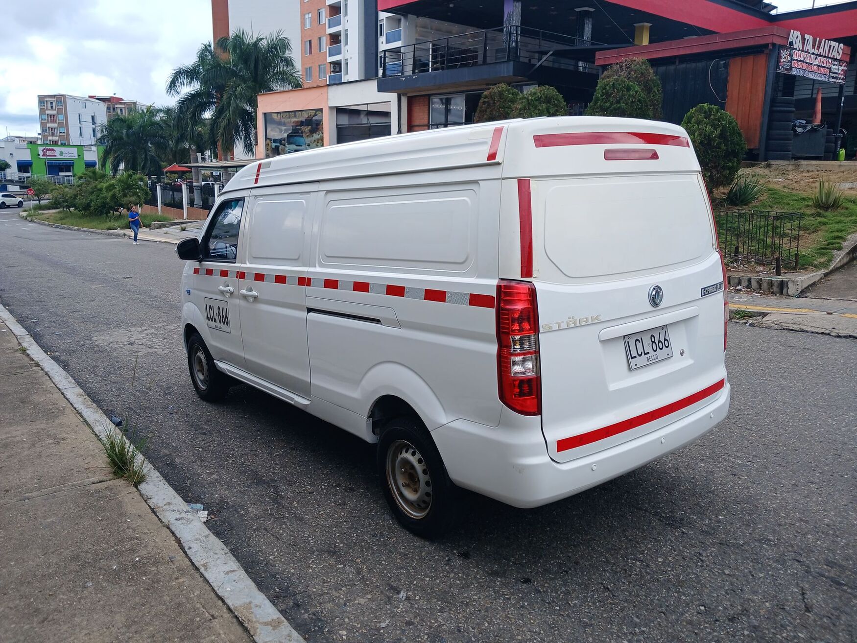 Dongfeng - E-Cargo 1T - 2022 image number 7