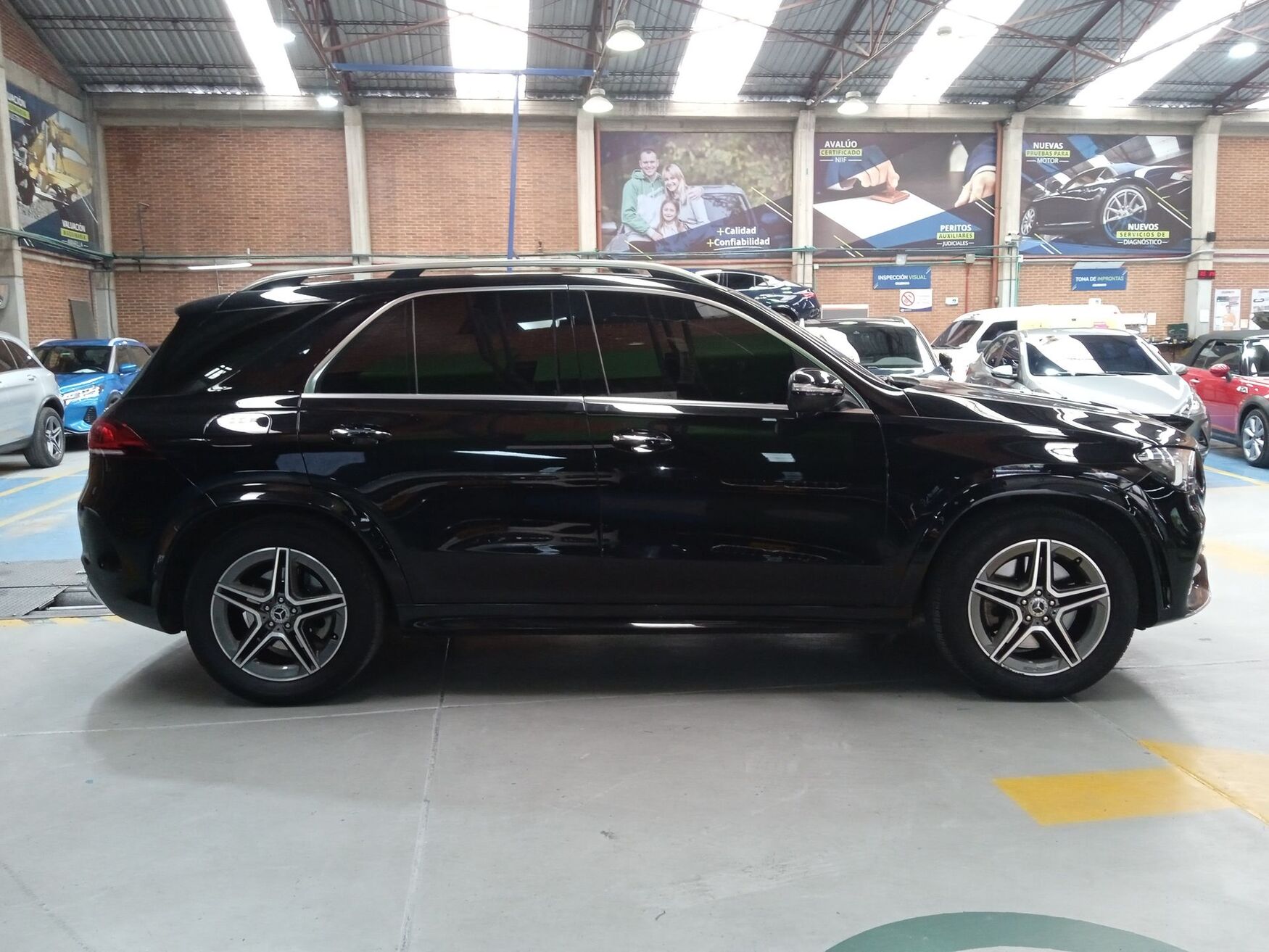 Mercedes Benz - GLE450 - 2022 image number 10