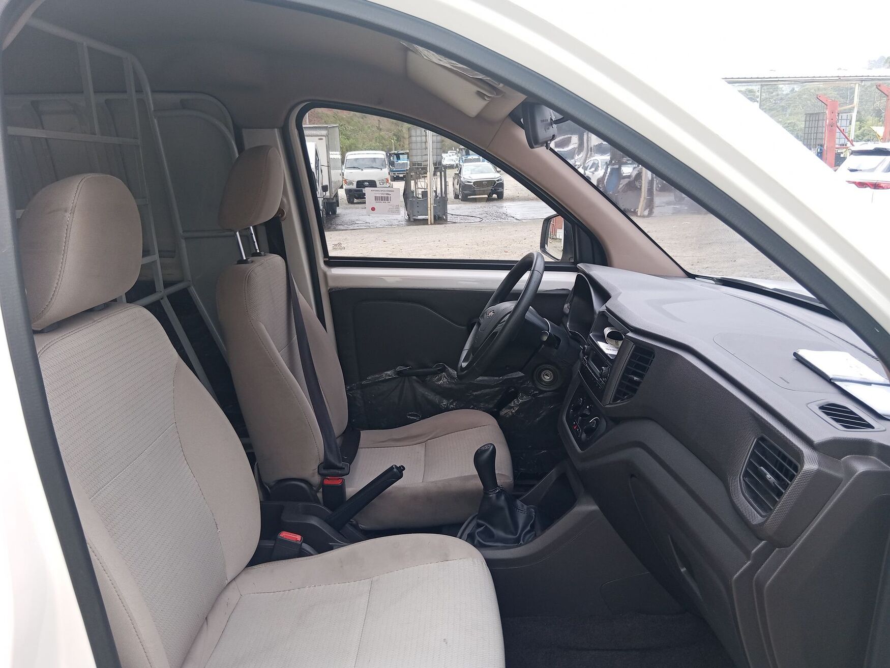 Chevrolet - N400 - 2023 image number 3