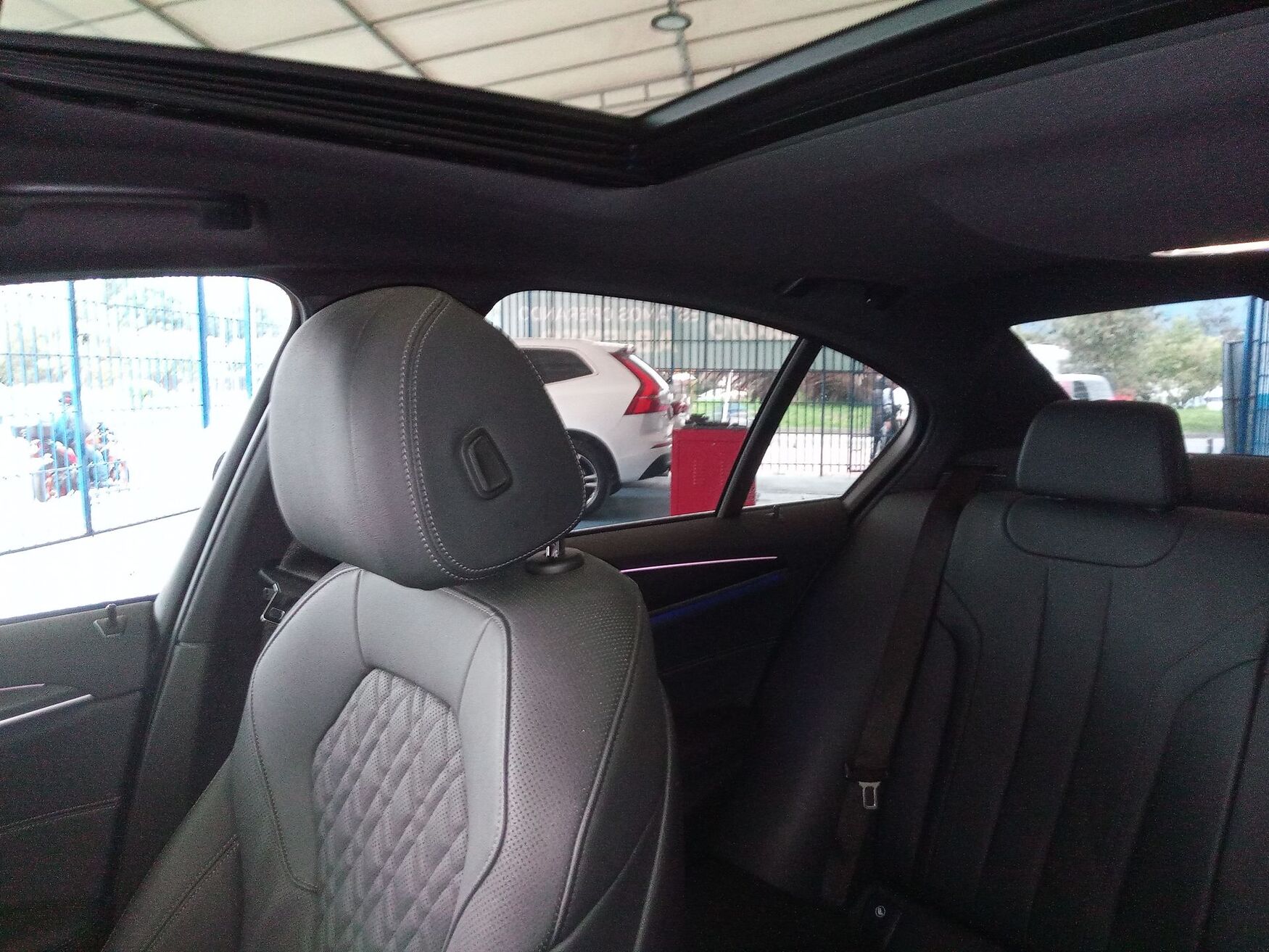 BMW - 530i - 2023 image number 3