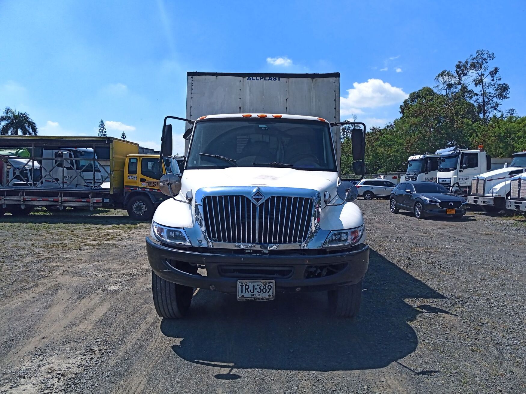 International - 4300 - 2012 image number 4