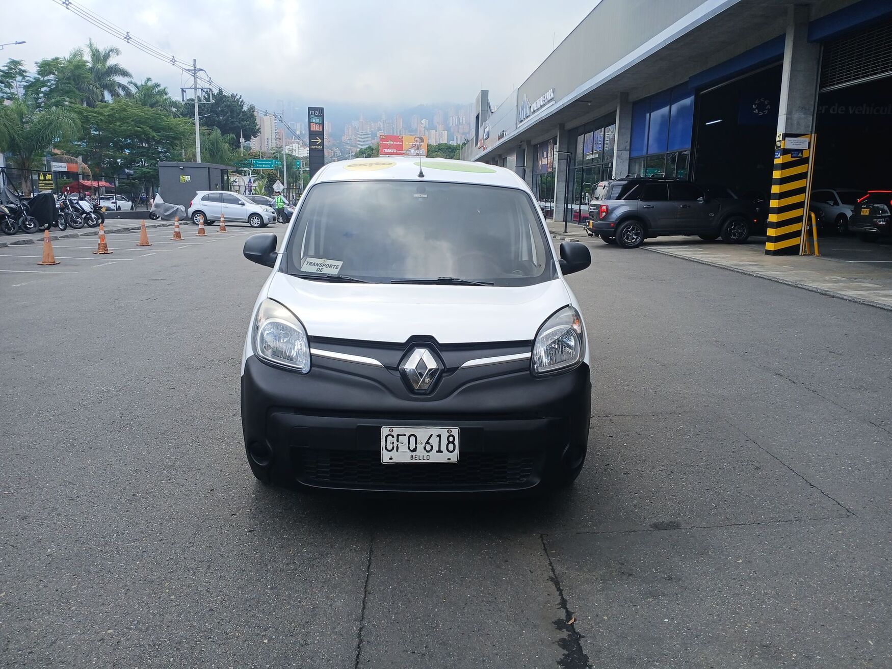 Renault - Kangoo ZE - 2019 image number 4