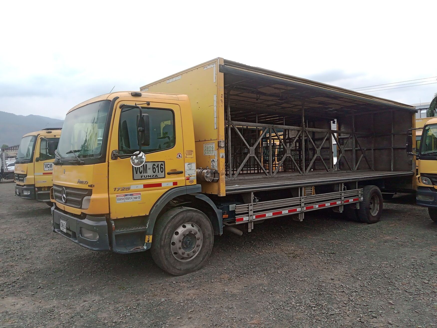 Mercedes Benz - Atego - 2007 image number 6