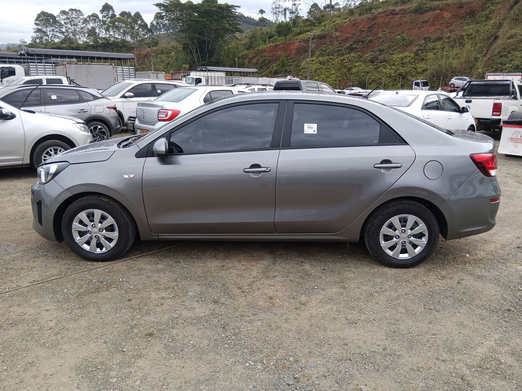 Kia - Soluto - 2026 image number 6