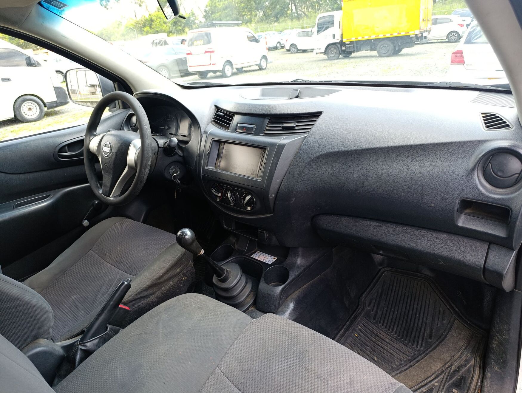 Nissan - Frontier - 2019 image number 11