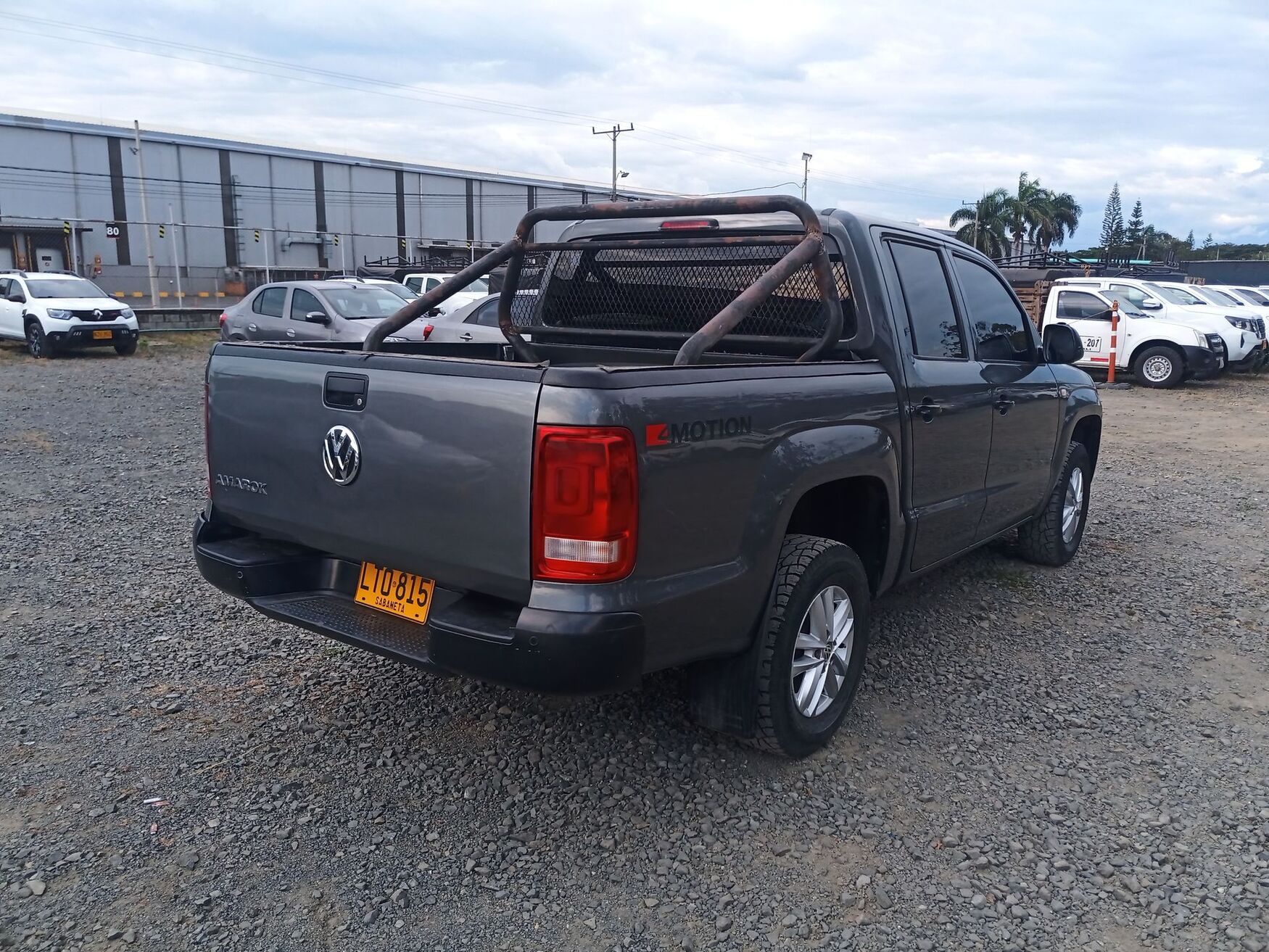 Volkswagen - Amarok - 2023 image number 9