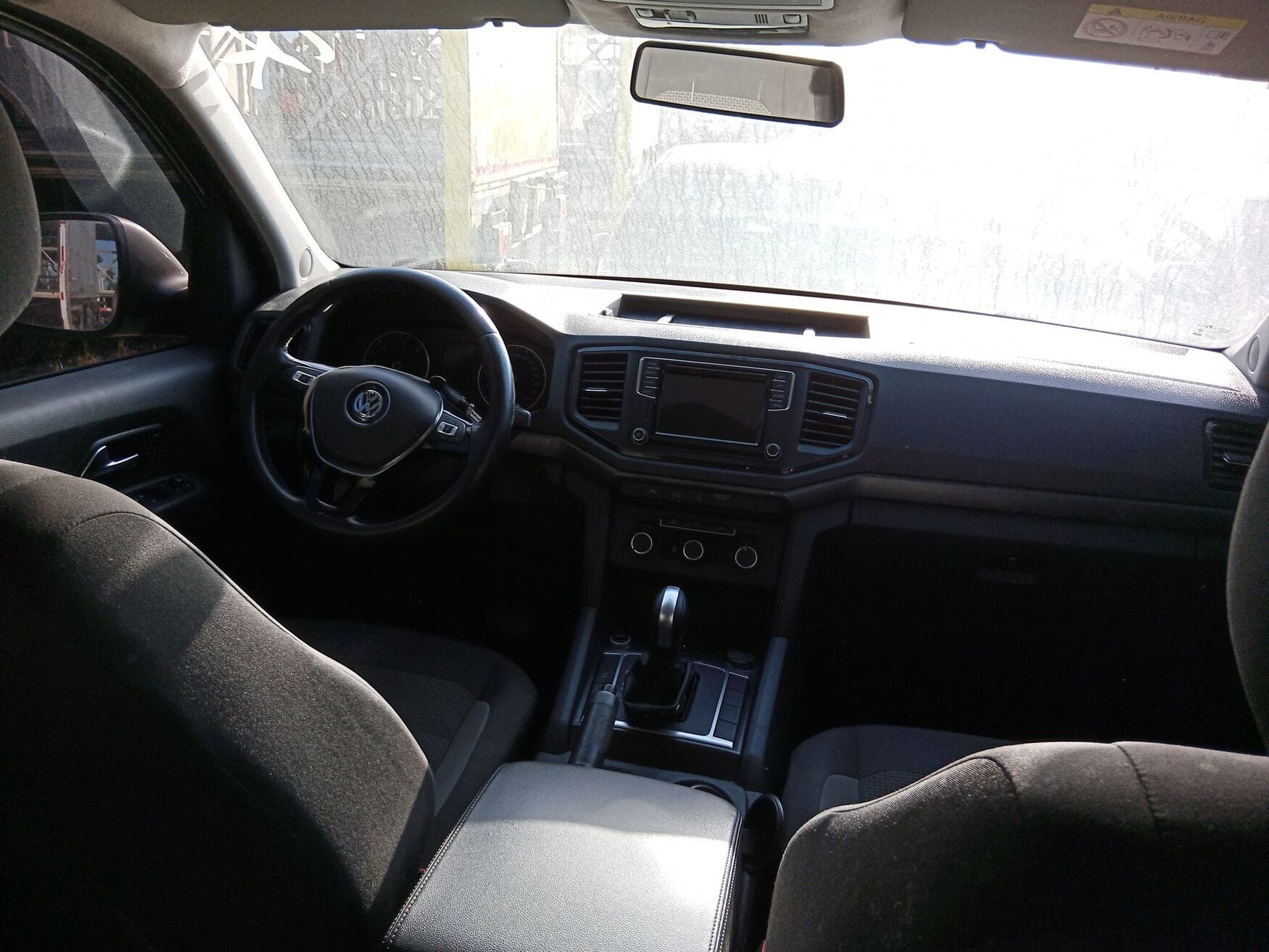 Volkswagen - Amarok - 2021 image number 11
