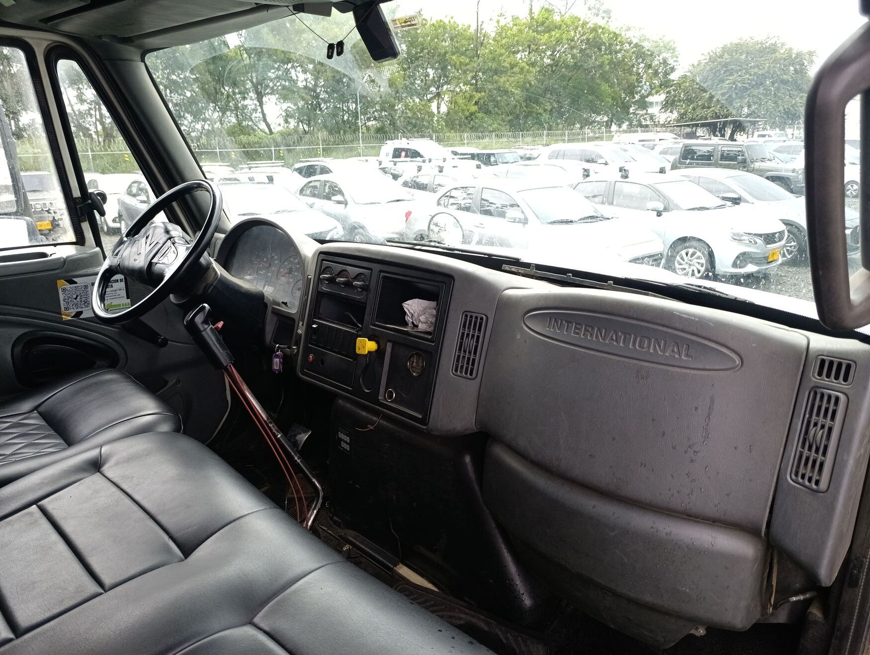 International - 4300 - 2012 image number 3